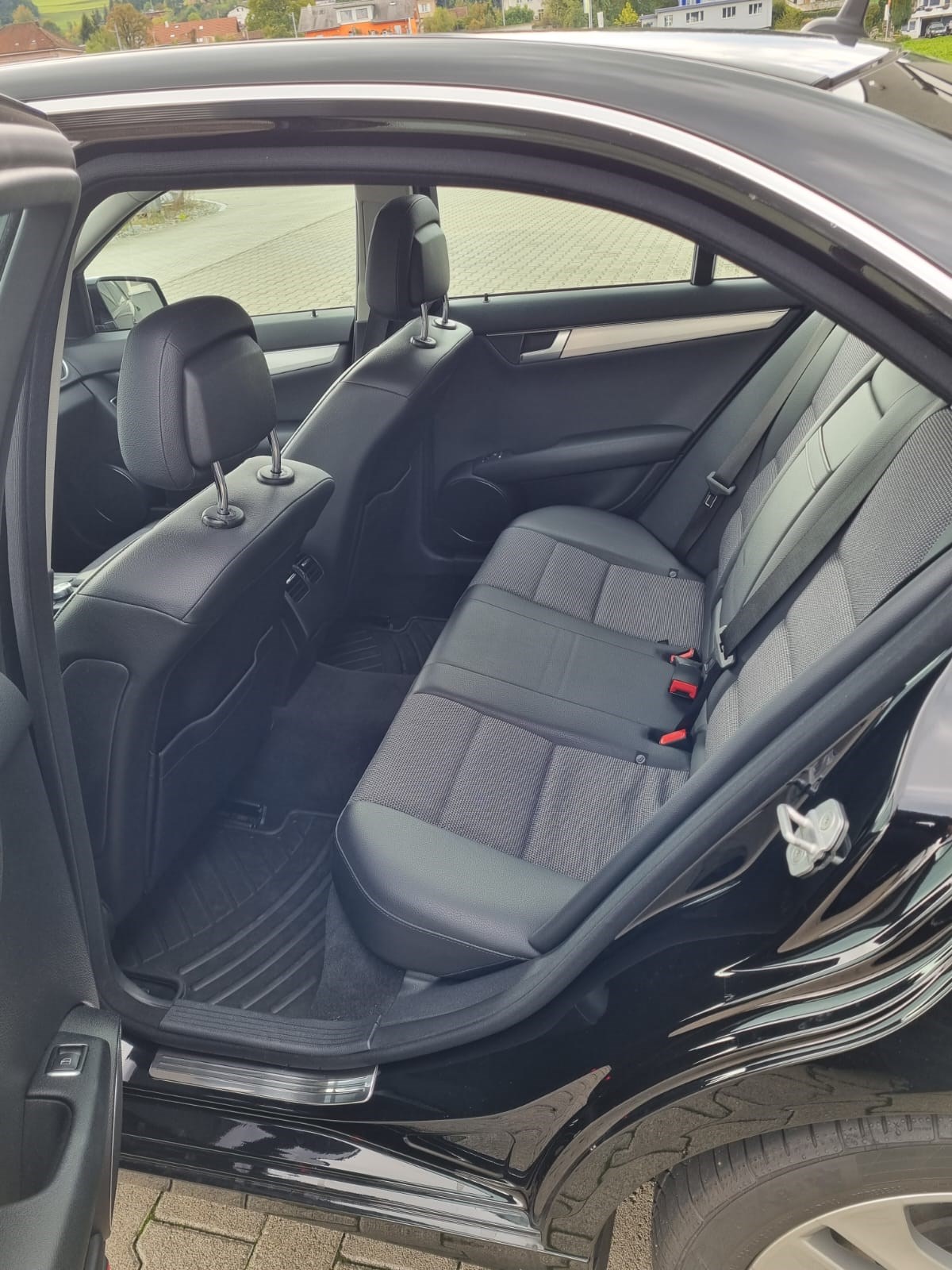 MERCEDES-BENZ C 220 CDI 7G-Tronic-image-10