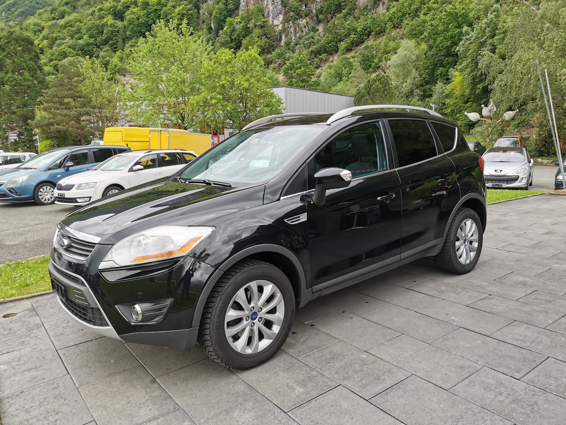 FORD Kuga 2.5 Turbo Carving 4WD-image-1