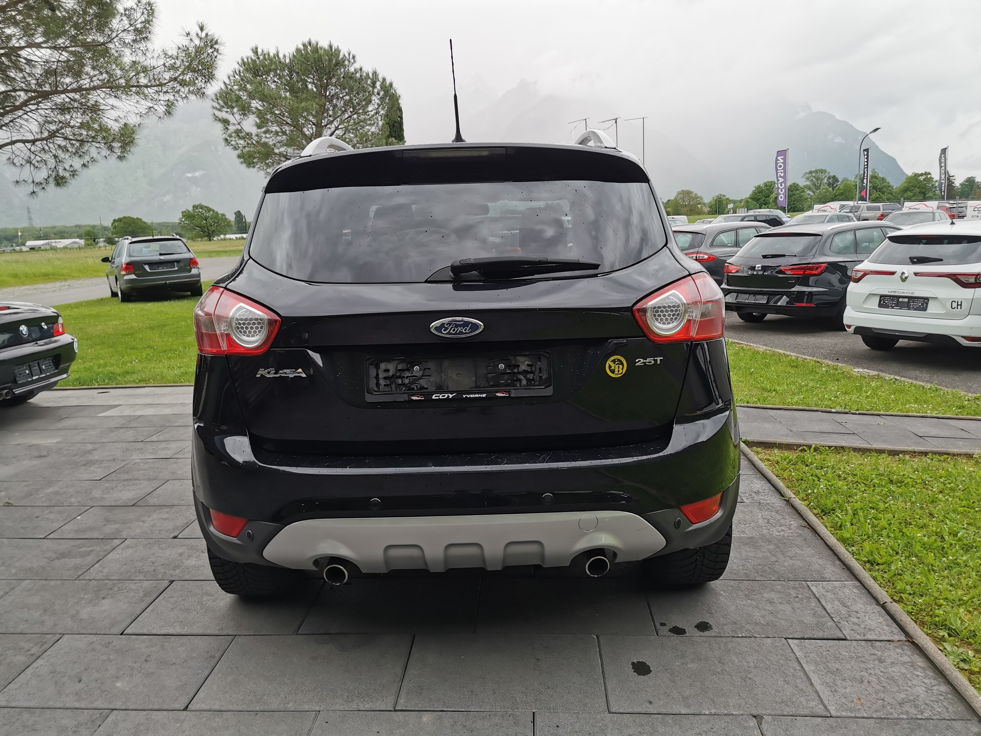 FORD Kuga 2.5 Turbo Carving 4WD-image-8