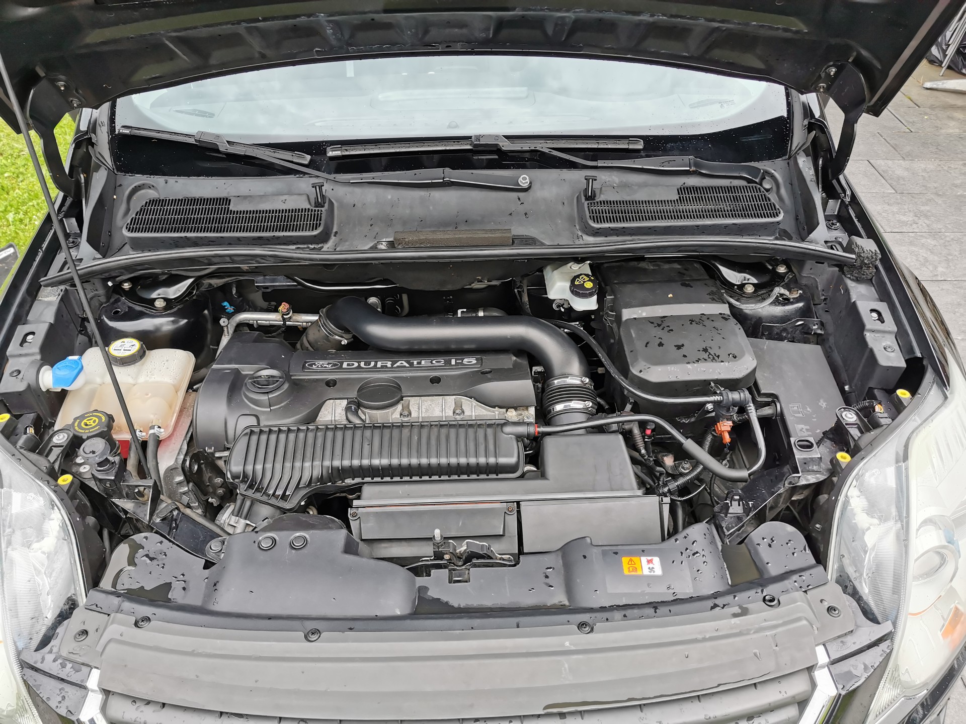 FORD Kuga 2.5 Turbo Carving 4WD-image-10