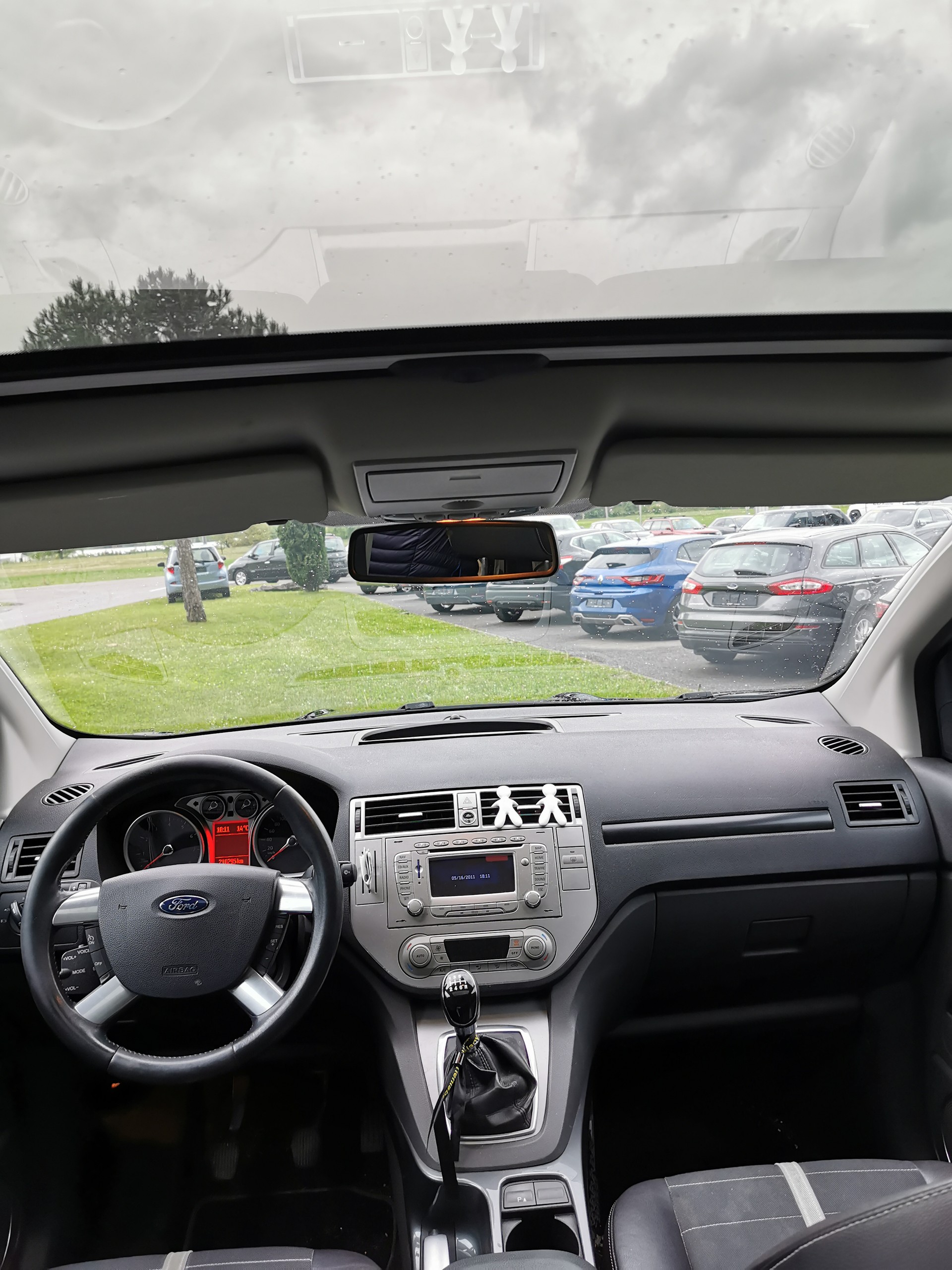 FORD Kuga 2.5 Turbo Carving 4WD-image-7