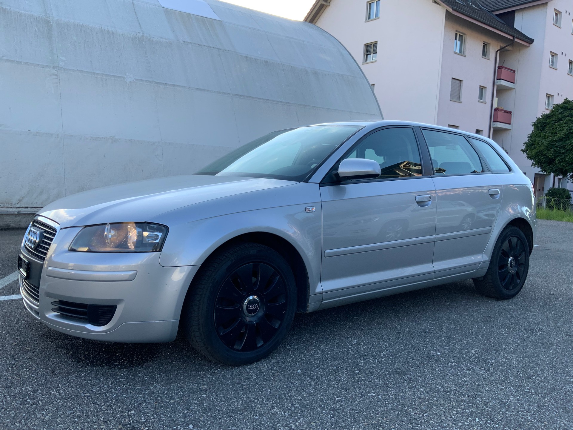 AUDI A3 Sportback 2.0 TDI Ambition-image-1