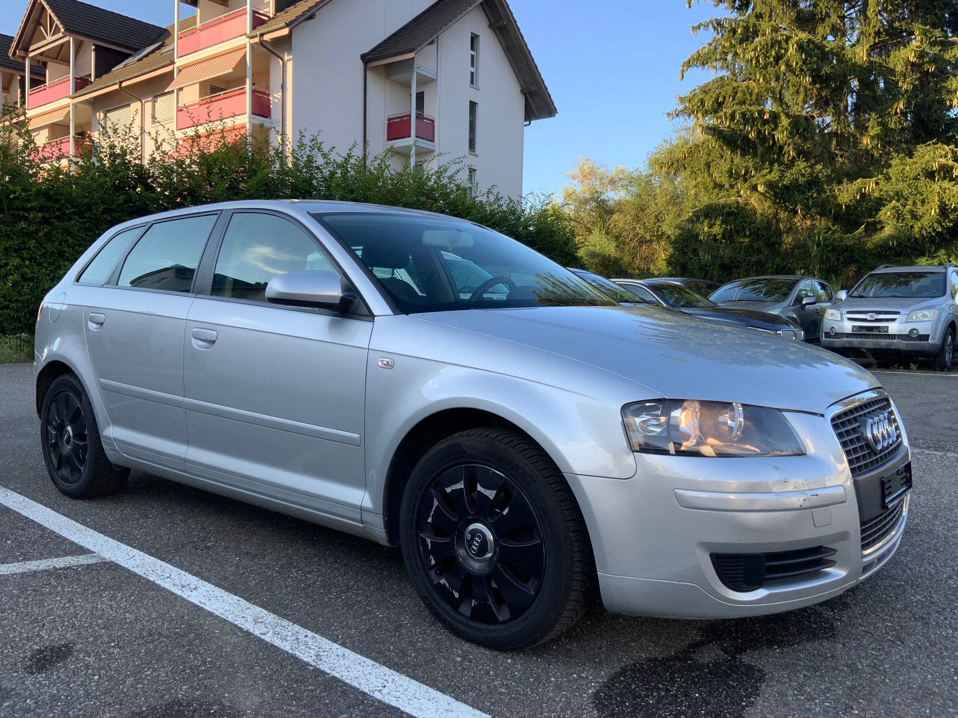AUDI A3 Sportback 2.0 TDI Ambition-image-2