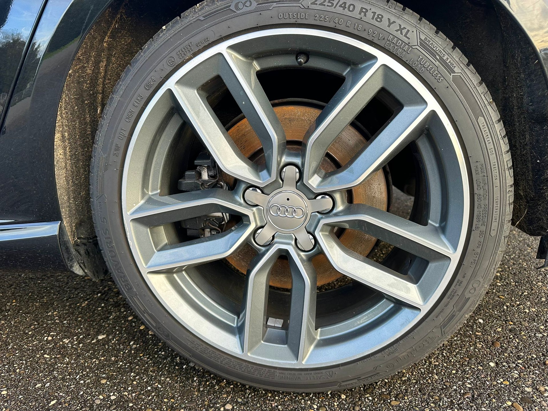 AUDI S3 Sportback 2.0 TFSI quattro-image-9