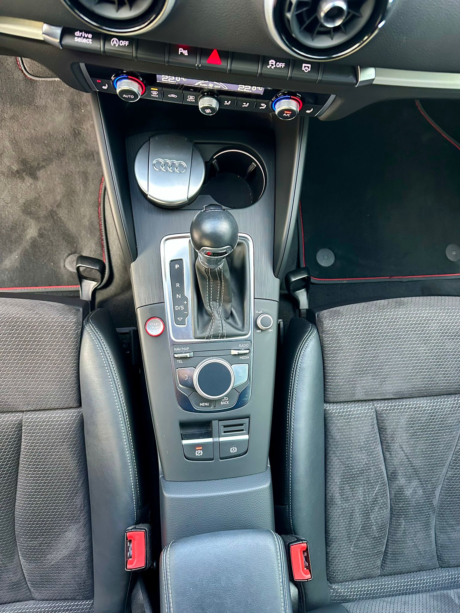 AUDI S3 Sportback 2.0 TFSI quattro-image-20