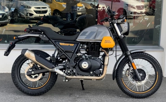 ROYAL ENFIELD Scram 411-showroom-element-2