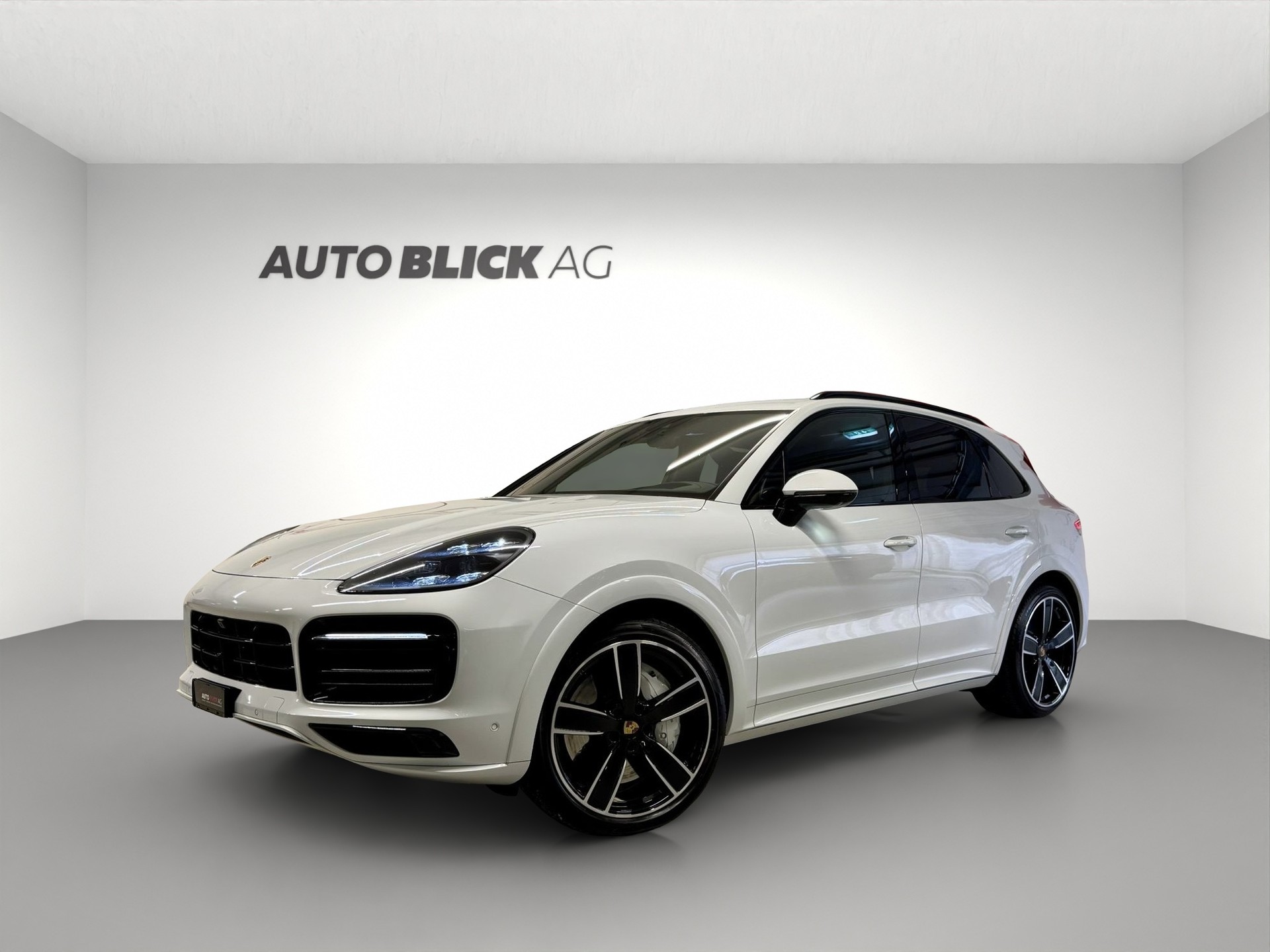 PORSCHE Cayenne GTS-image-0