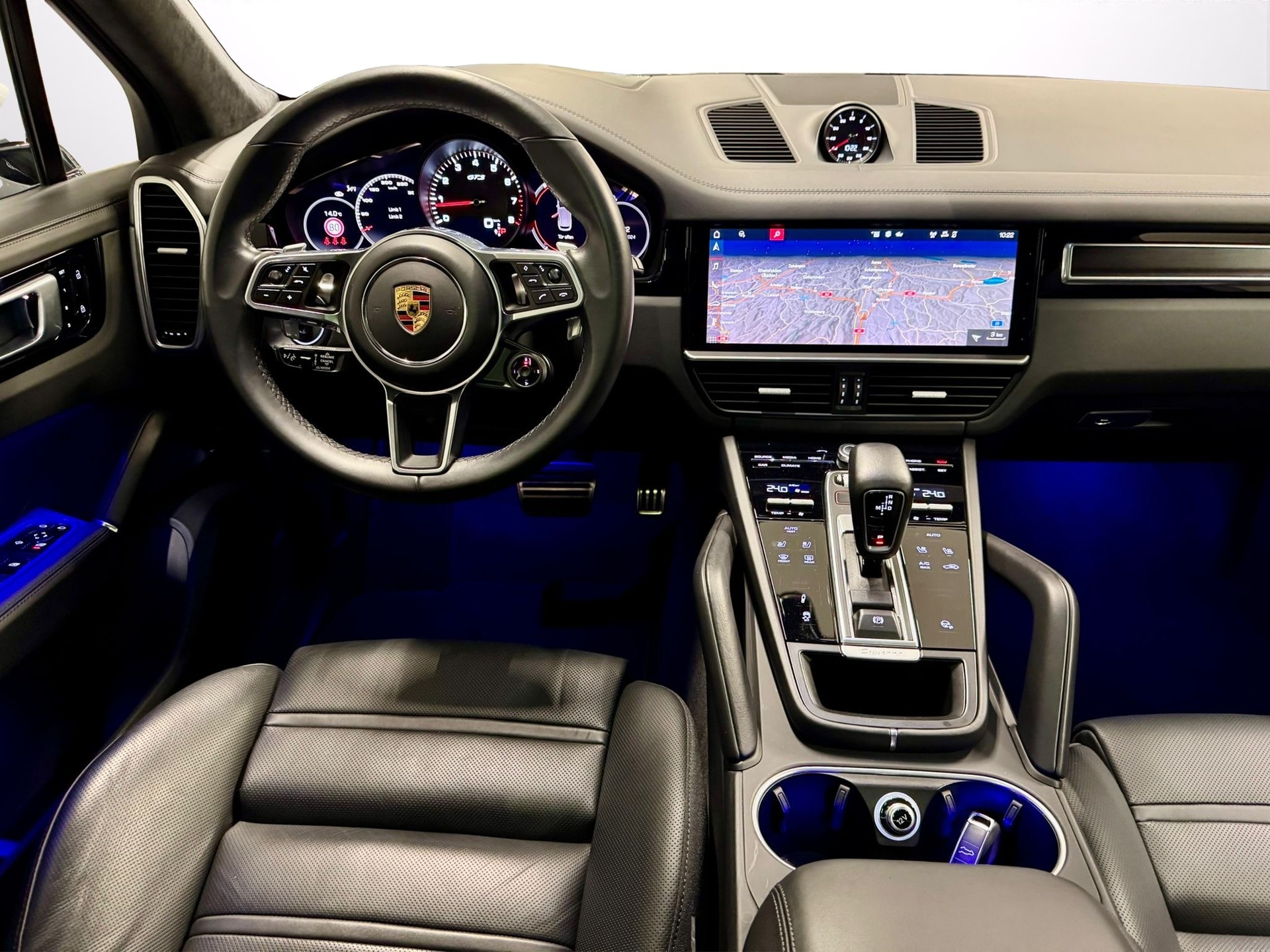 PORSCHE Cayenne GTS-image-12