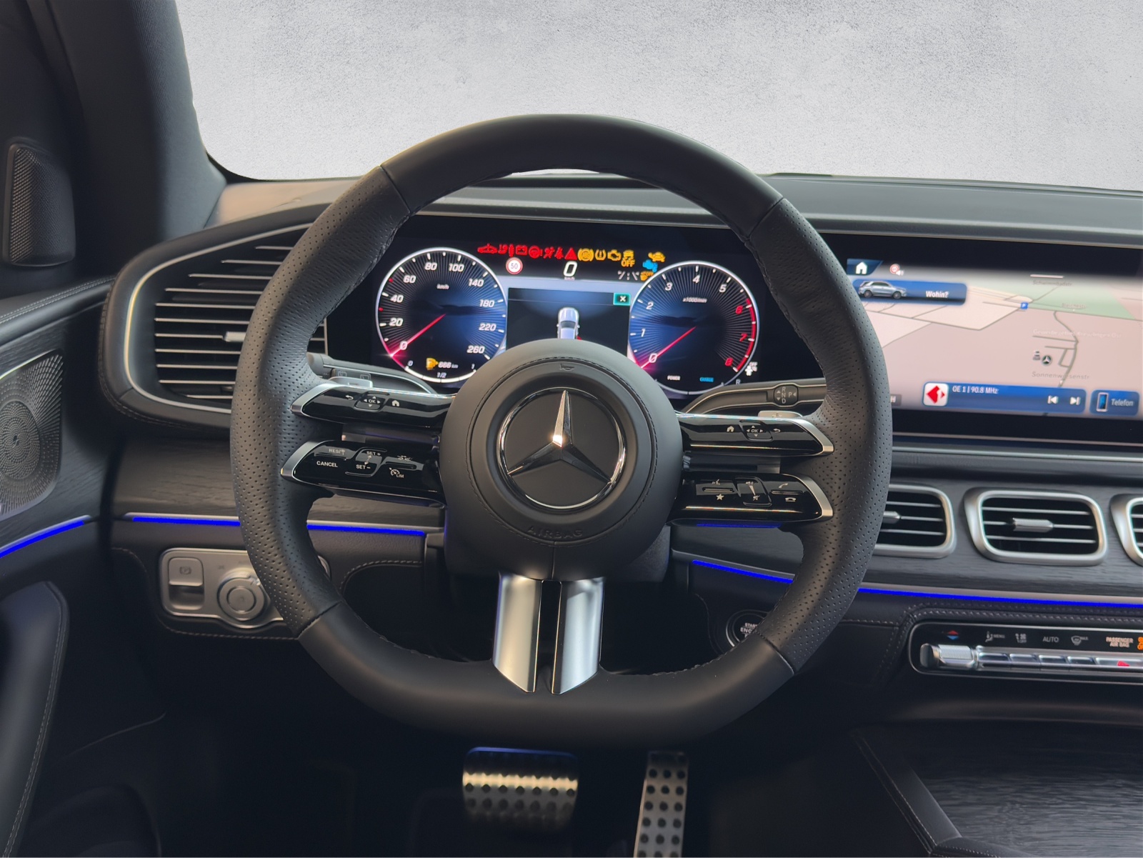 MERCEDES-BENZ GLE 450 AMG Line 4Matic-image-11