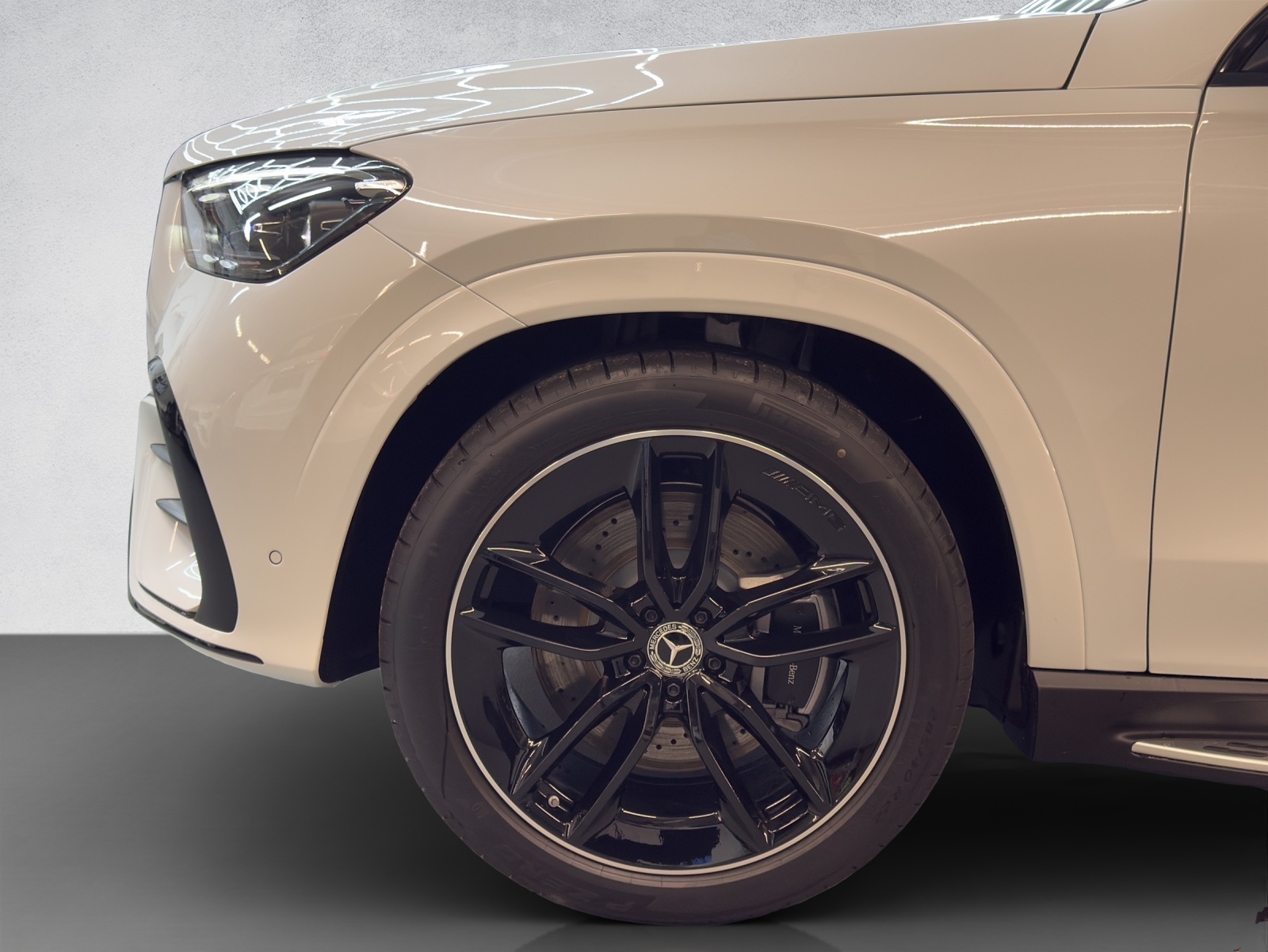 MERCEDES-BENZ GLE 450 AMG Line 4Matic-image-6