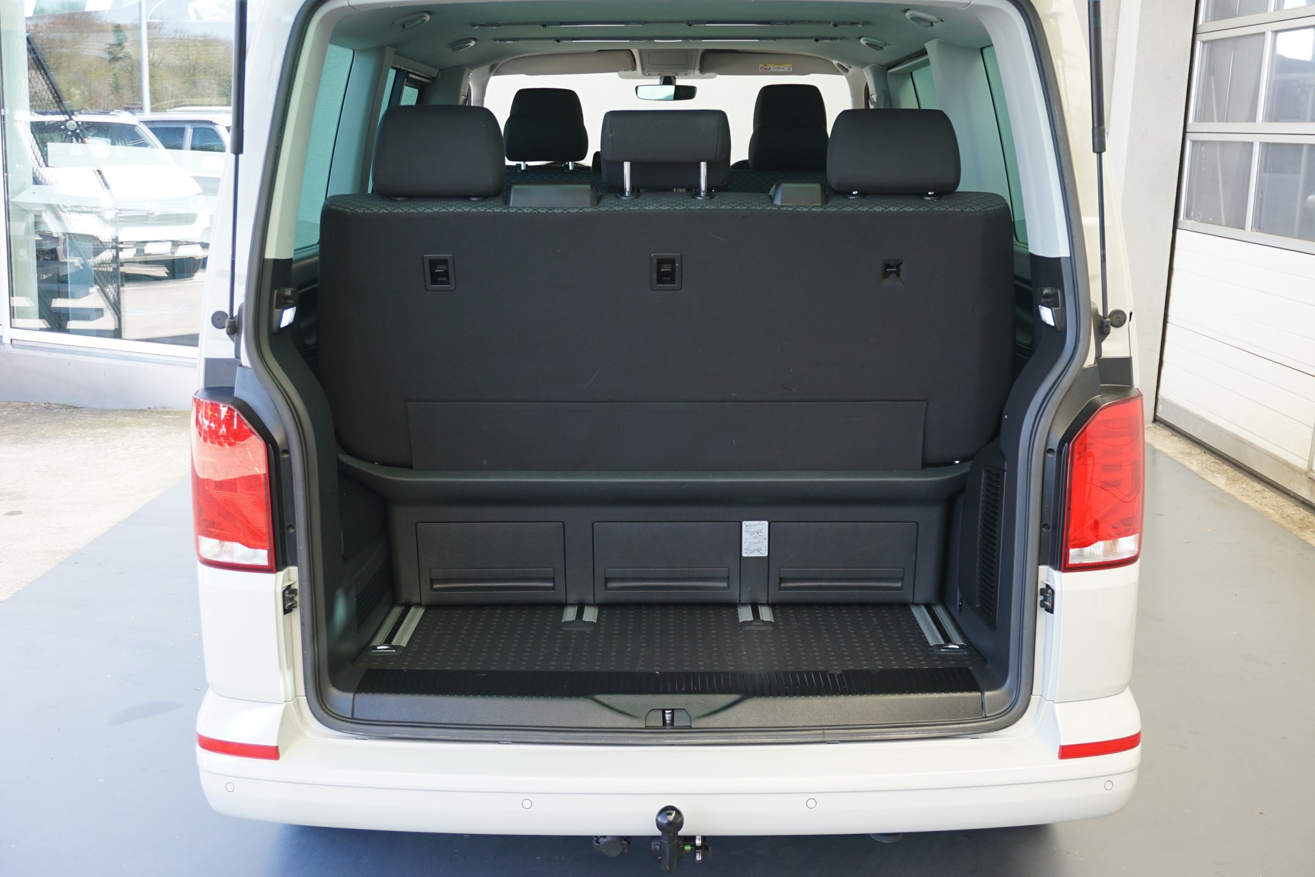VW T6.1 Multivan 2.0TDI T.Liberty DSG 150PS 7-Plätzer!!-image-12
