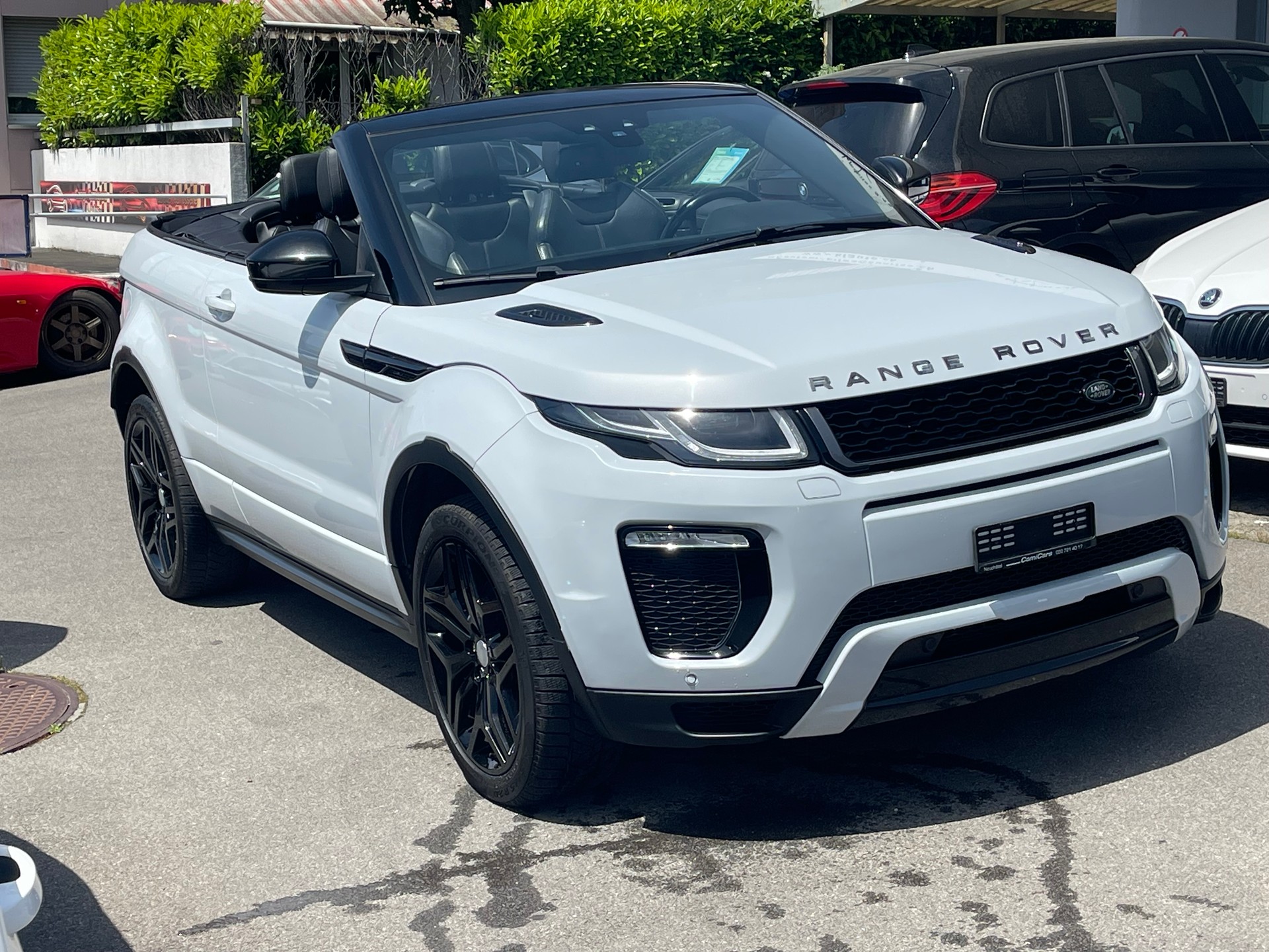 LAND ROVER Range Rover Evoque Convert. 2.0Si4 HSE Dynamic AT9-image-2