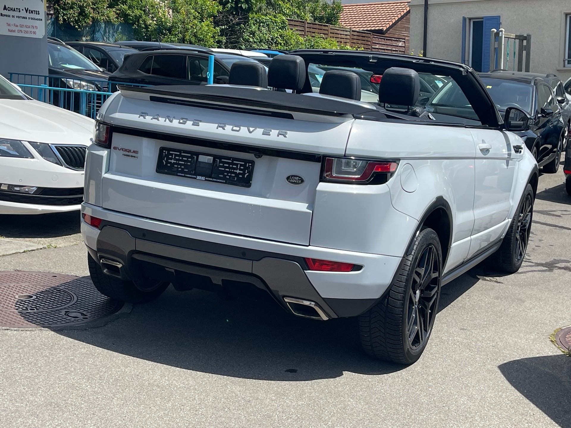 LAND ROVER Range Rover Evoque Convert. 2.0Si4 HSE Dynamic AT9-image-3