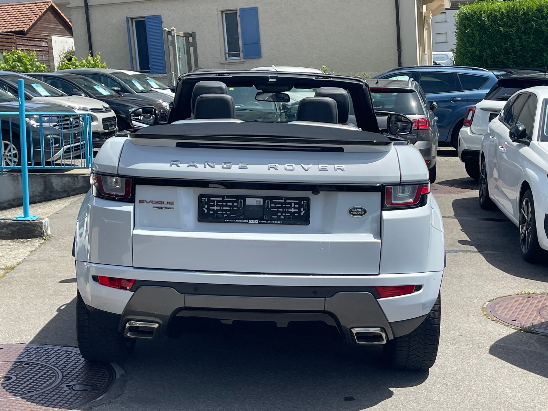 LAND ROVER Range Rover Evoque Convert. 2.0Si4 HSE Dynamic AT9-image-4