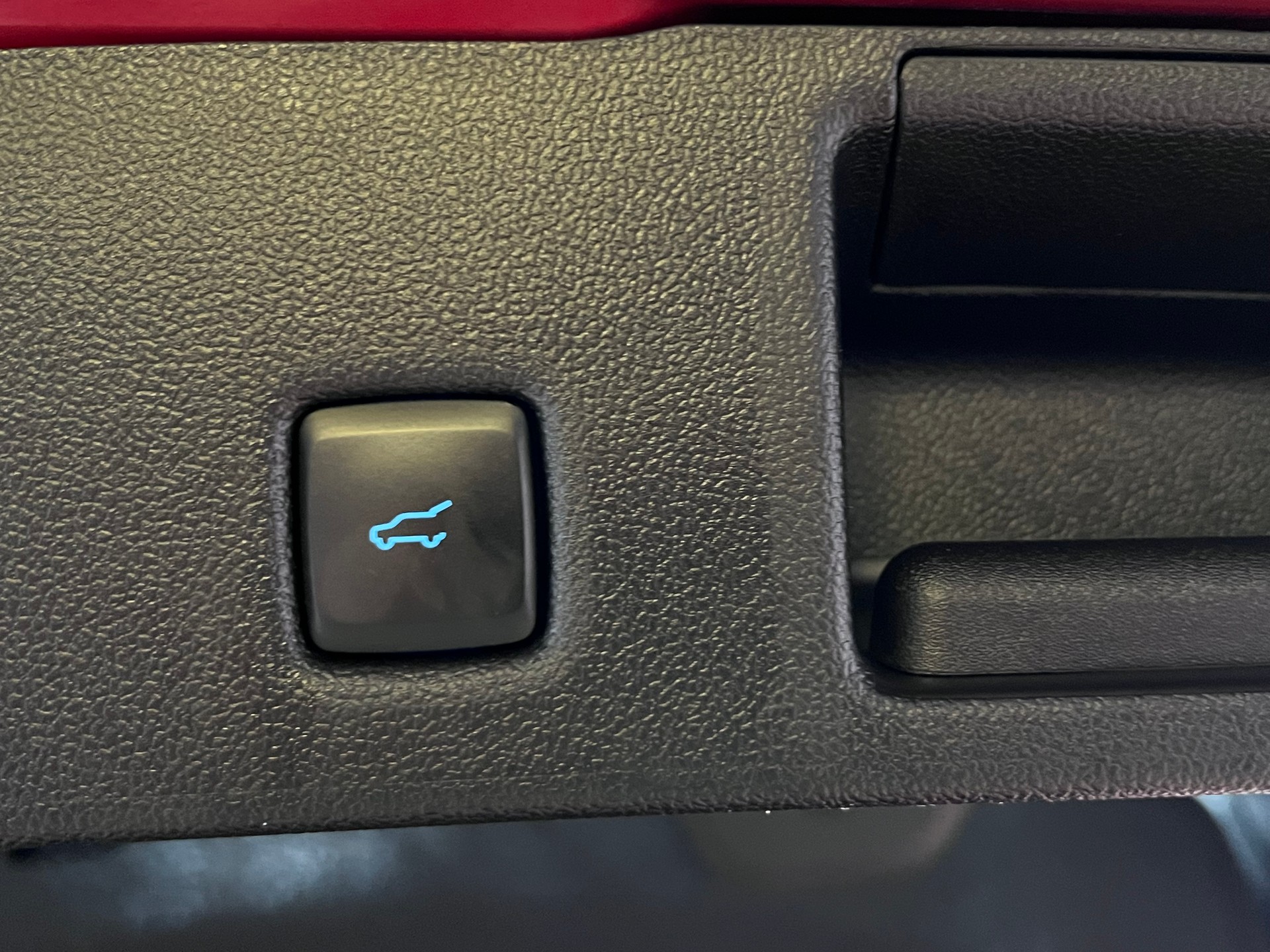 FORD Kuga 2.0 TDCi EcoBlue ST-Line X 4WD-image-26