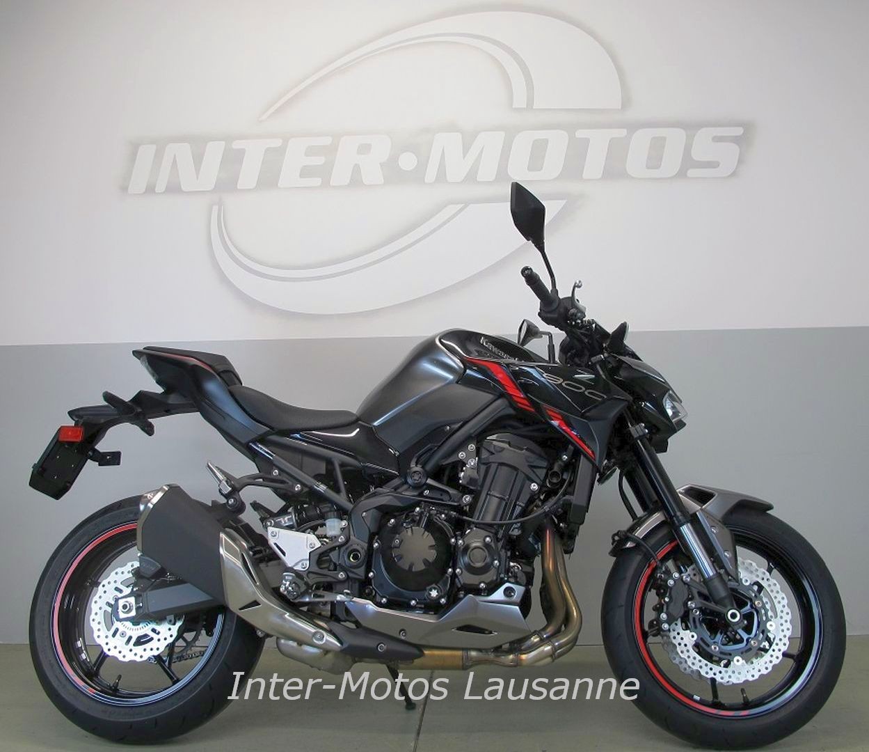 KAWASAKI Z900