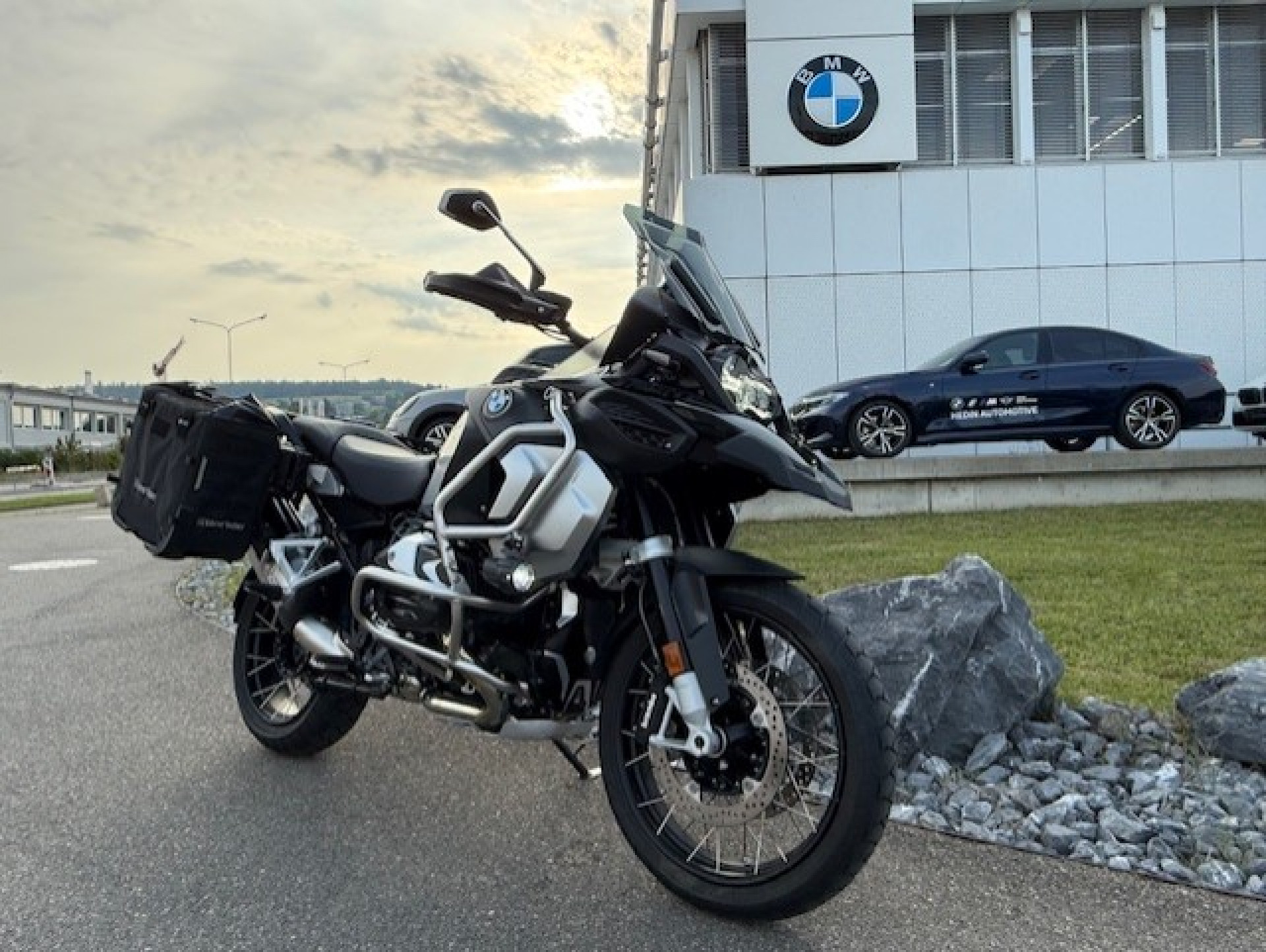 BMW R 1250 GS Adventure Triple Black Style Triple Black-showroom-element-2