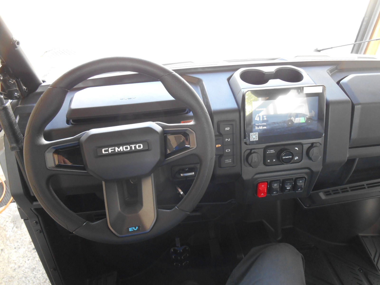CF MOTO Elektro, 4x4,-image-11