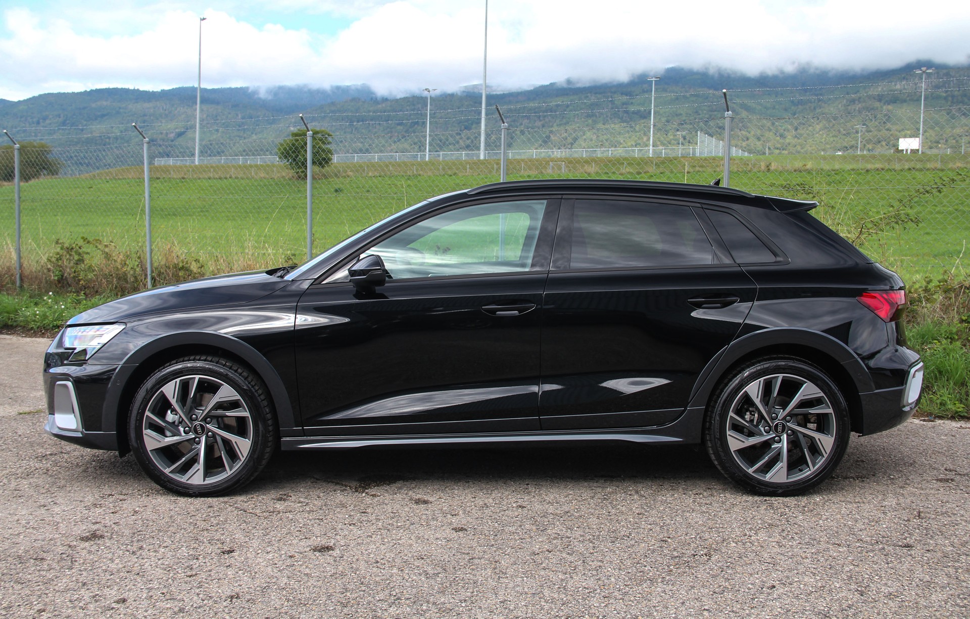 AUDI A3 allstreet 35 TFSI S-tronic S-Line Int. 🇩🇪 ⭐⭐⭐⭐⭐-image-24