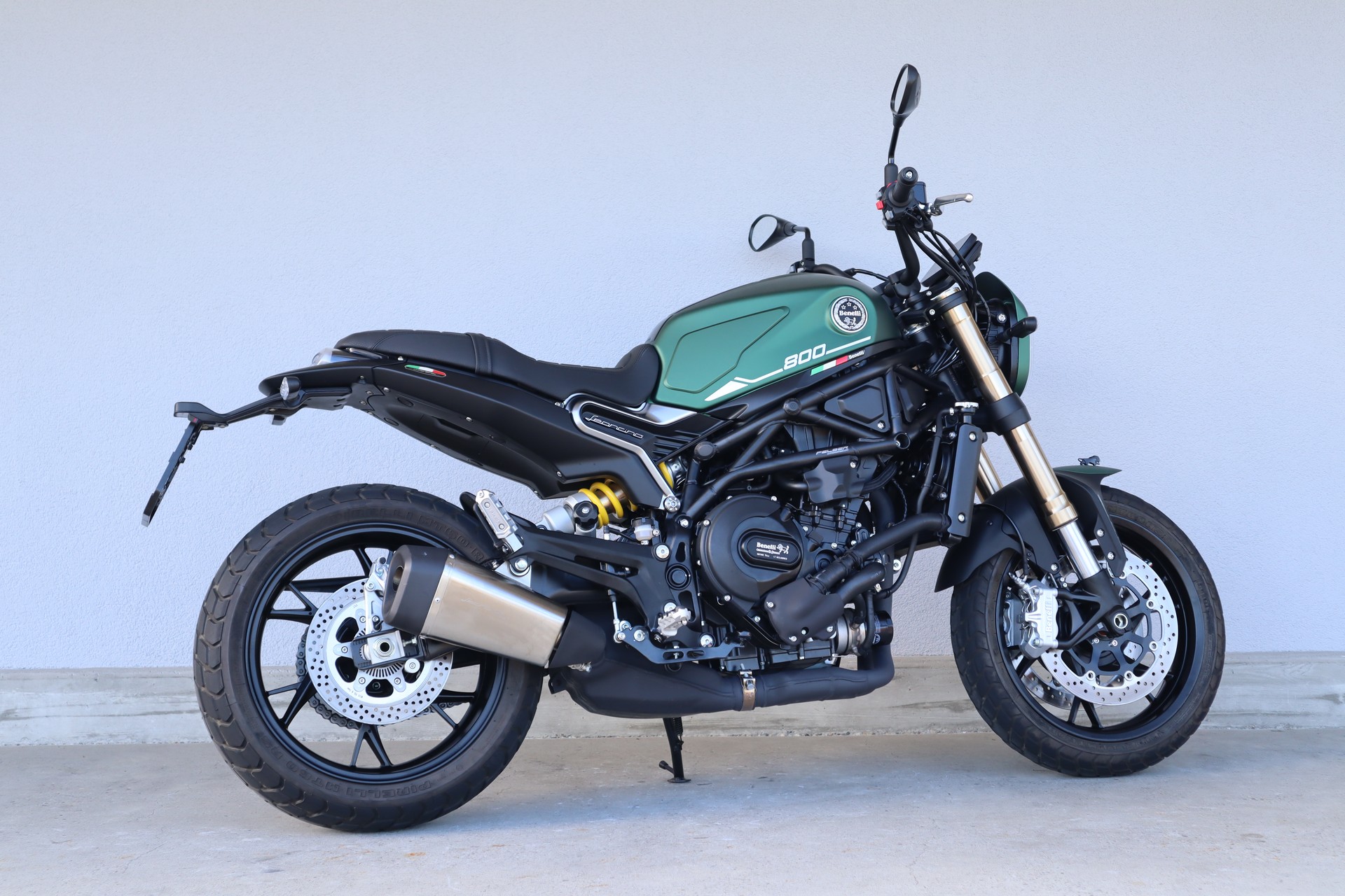 BENELLI Leoncino 800-showroom-element-2