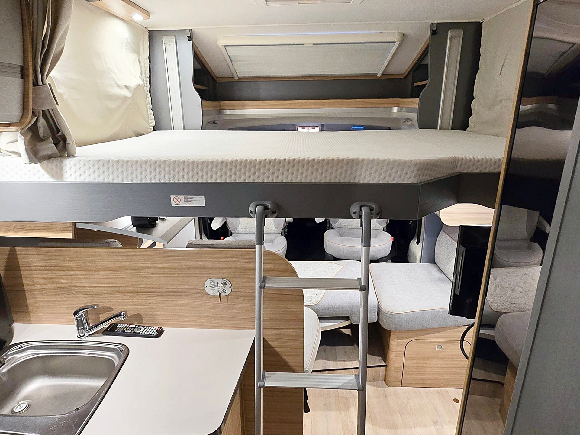 DETHLEFFS TREND EDITION T 7057 DBM 2,3 DIESEL 9G-AUTOMAT FIAT DUCATO MJ 140-image-8