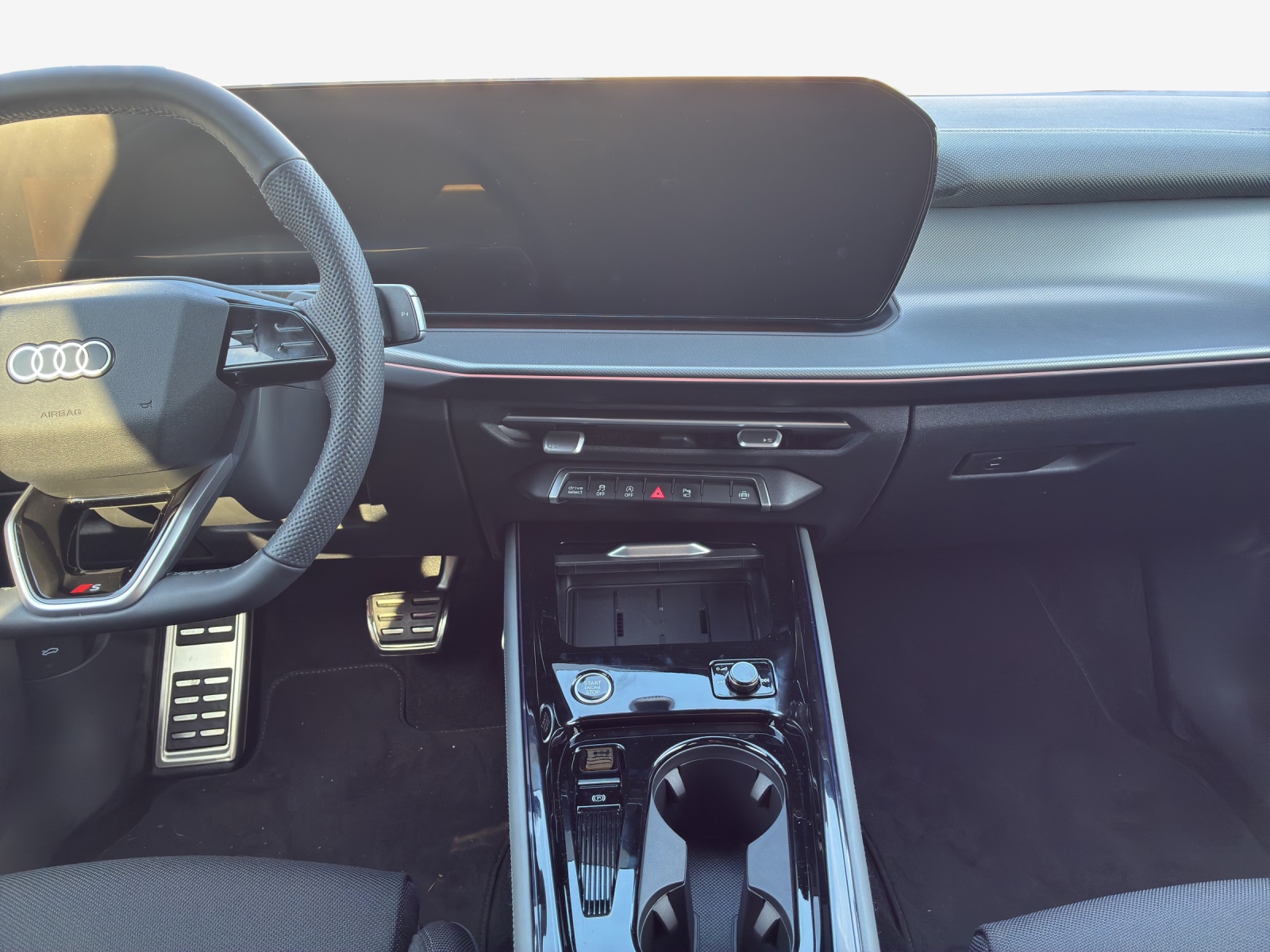 AUDI Q3 SUV 110 kW TFSI S tronic-image-10