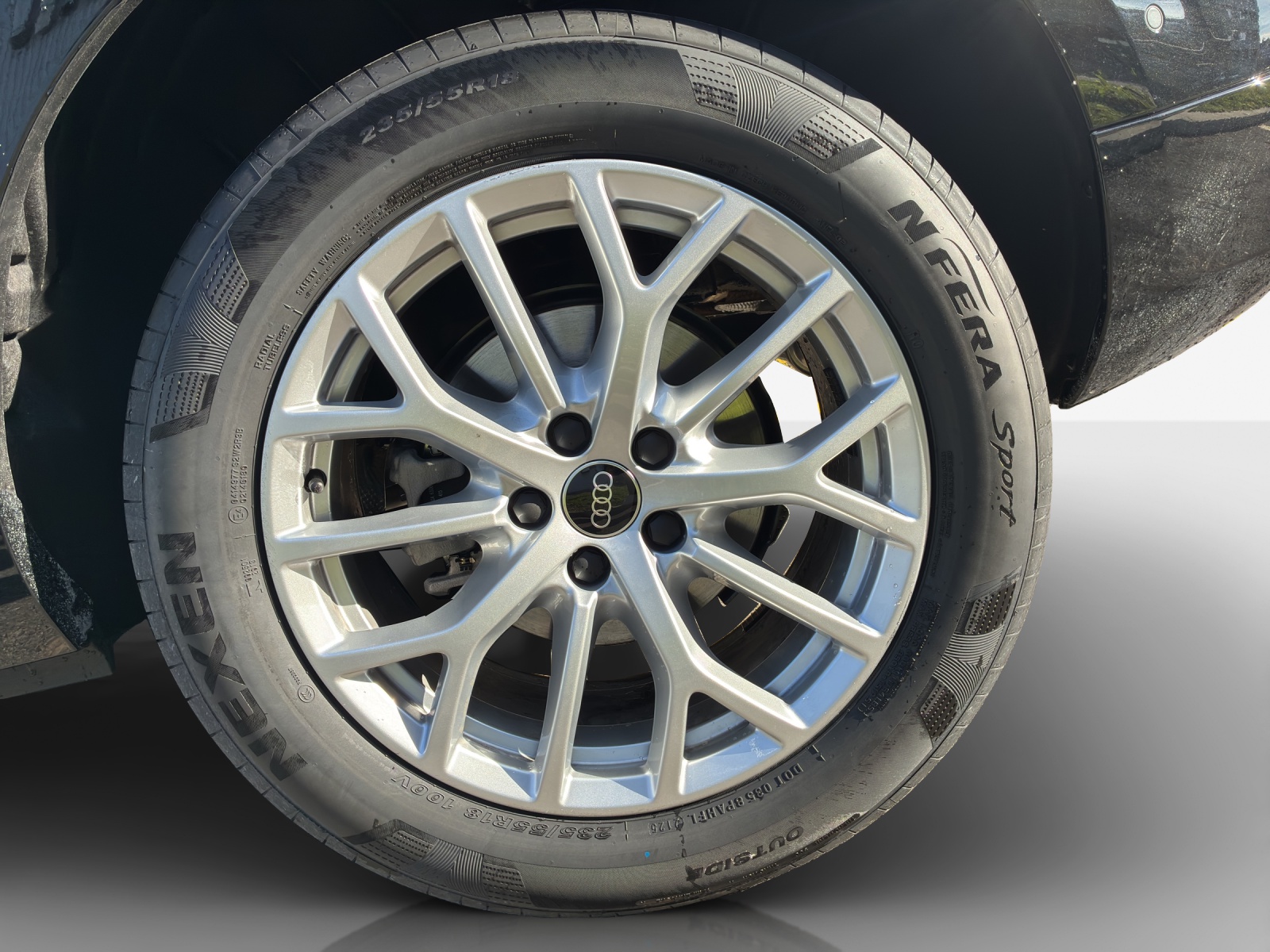 AUDI Q3 SUV 110 kW TFSI S tronic-image-13