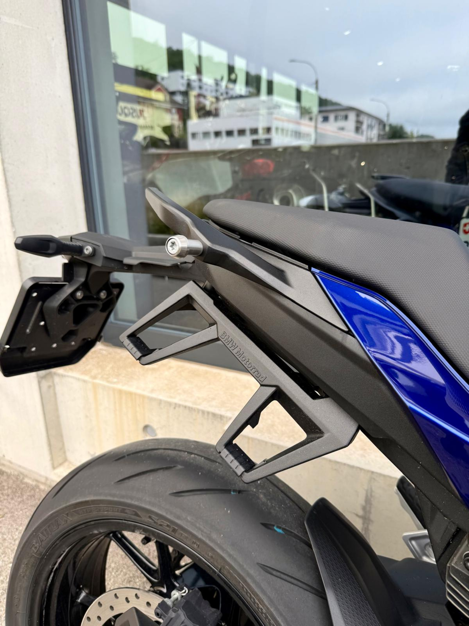 BMW F 900 R-image-7