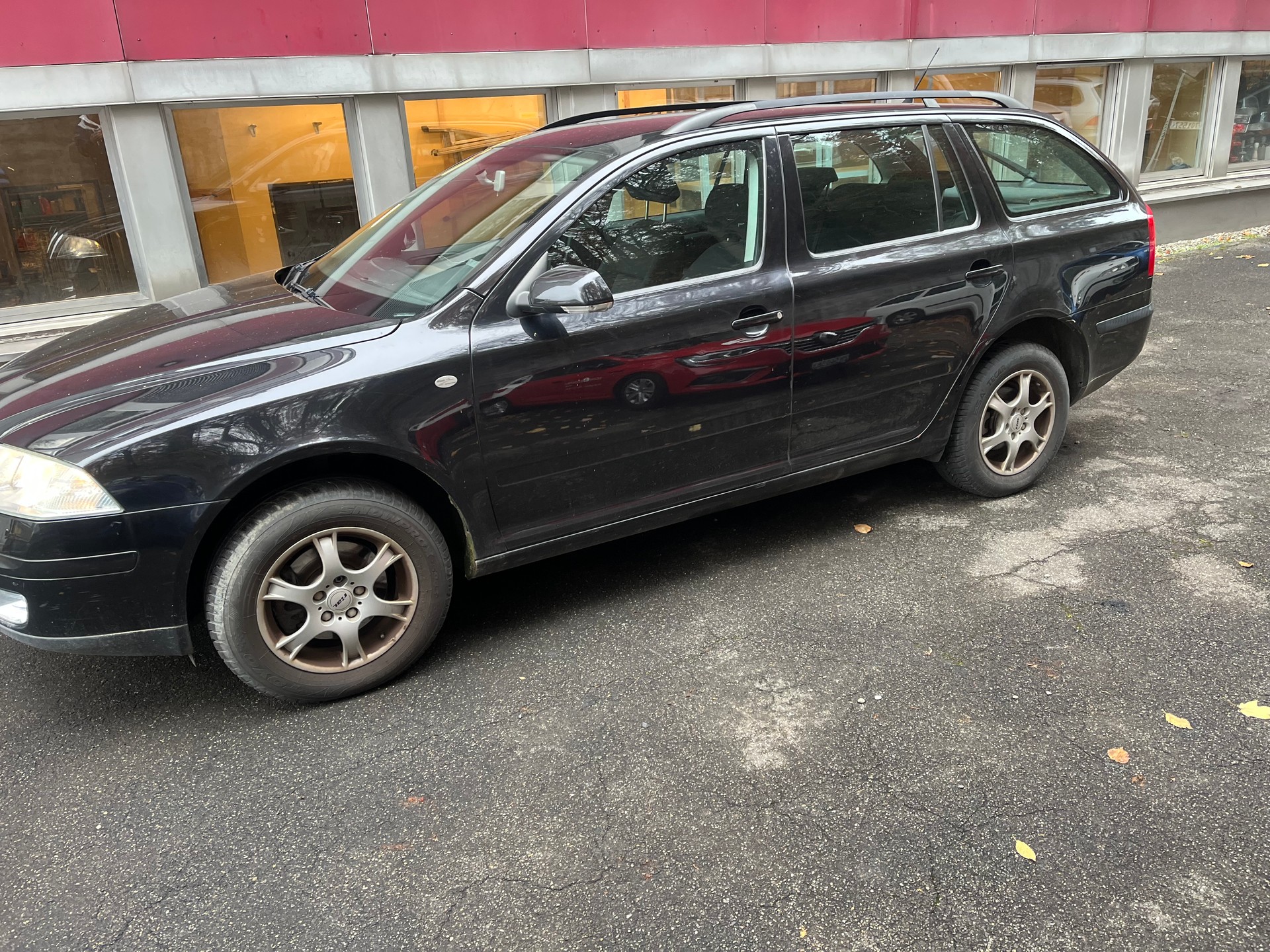 SKODA Octavia 2.0 FSI Adventure 4x4-image-4