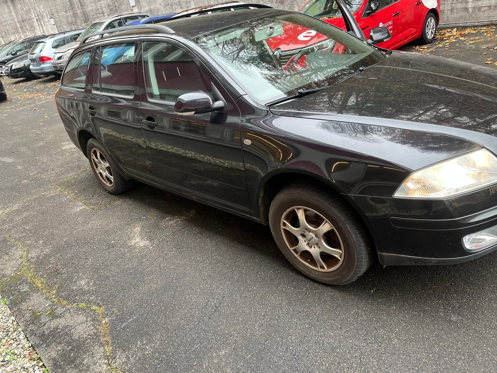 SKODA Octavia 2.0 FSI Adventure 4x4-image-1