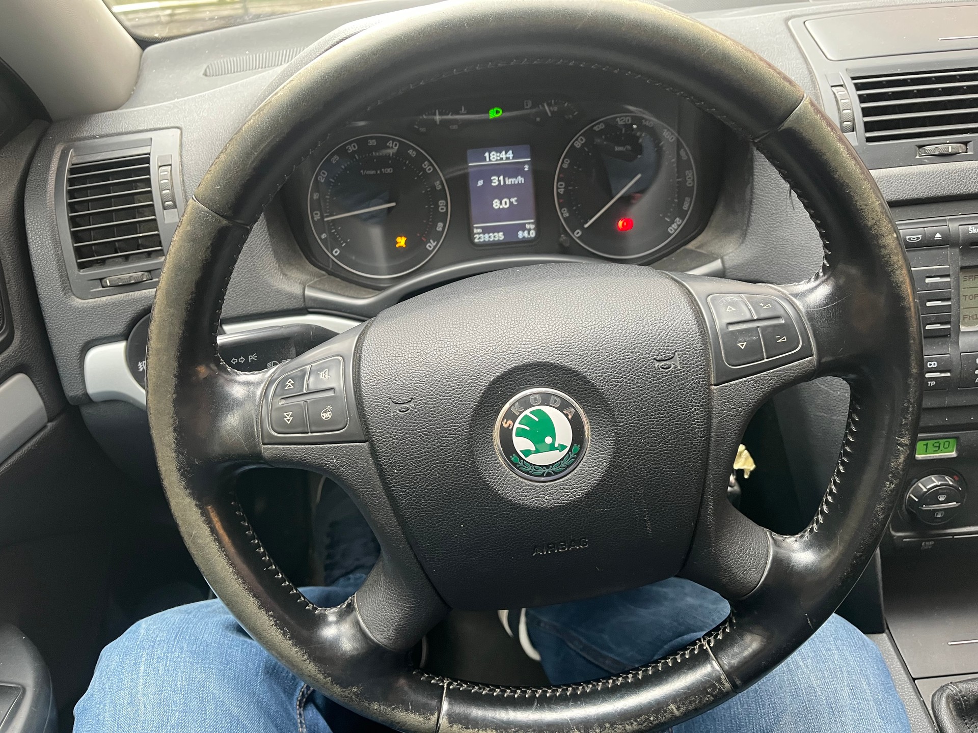SKODA Octavia 2.0 FSI Adventure 4x4-image-7