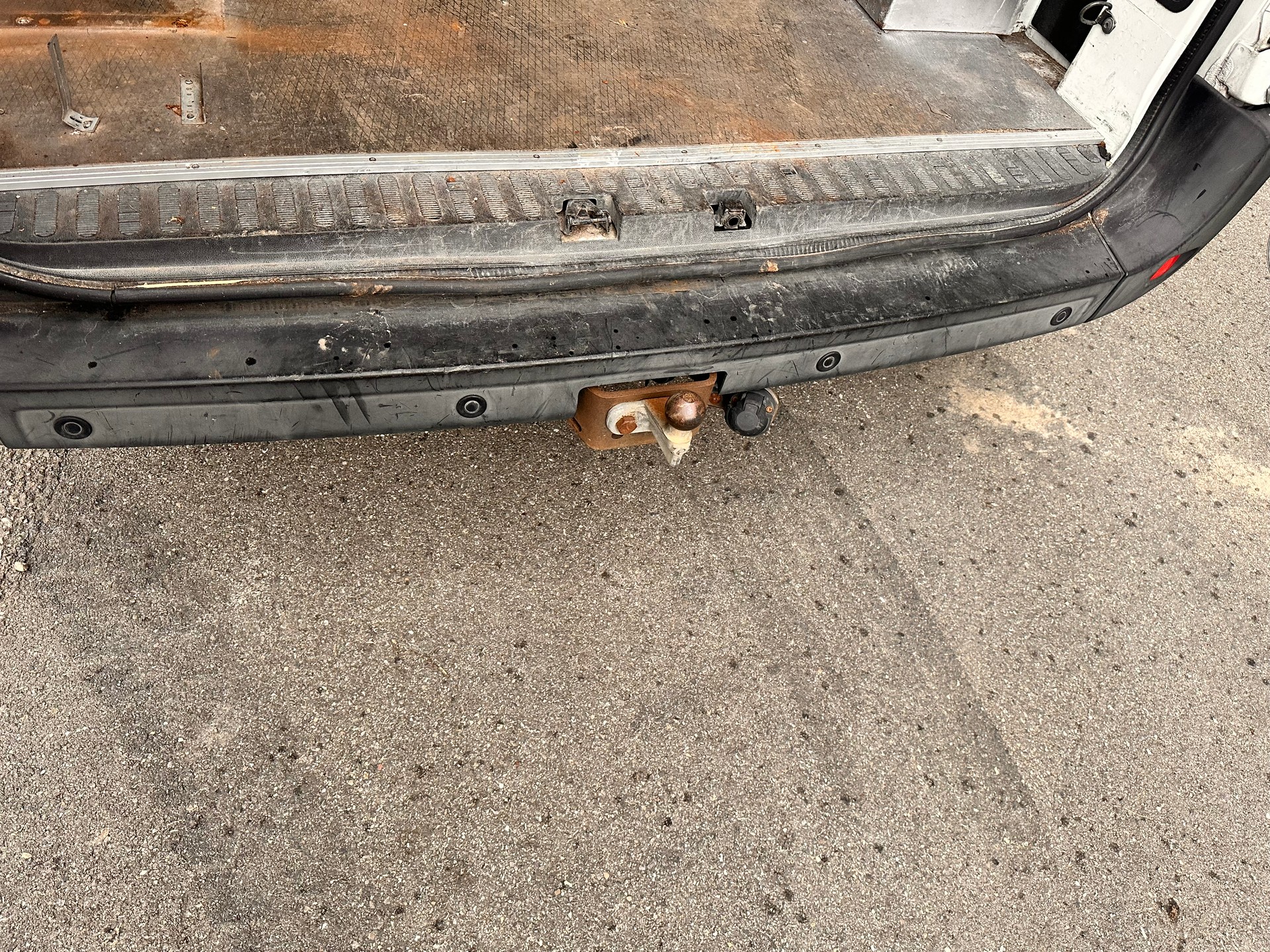 RENAULT Master T33 dCi125-image-10