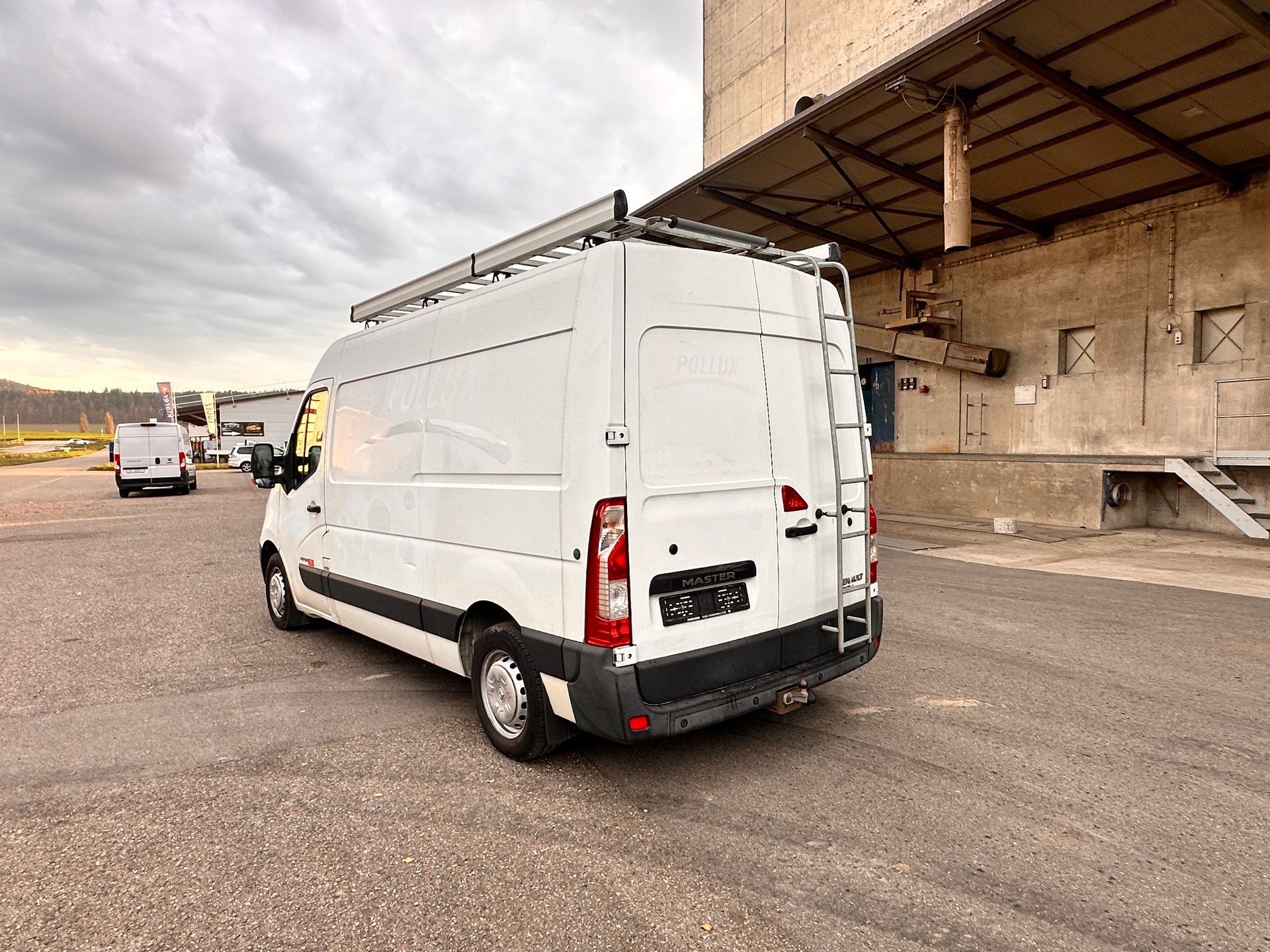 RENAULT Master T33 dCi125-image-7