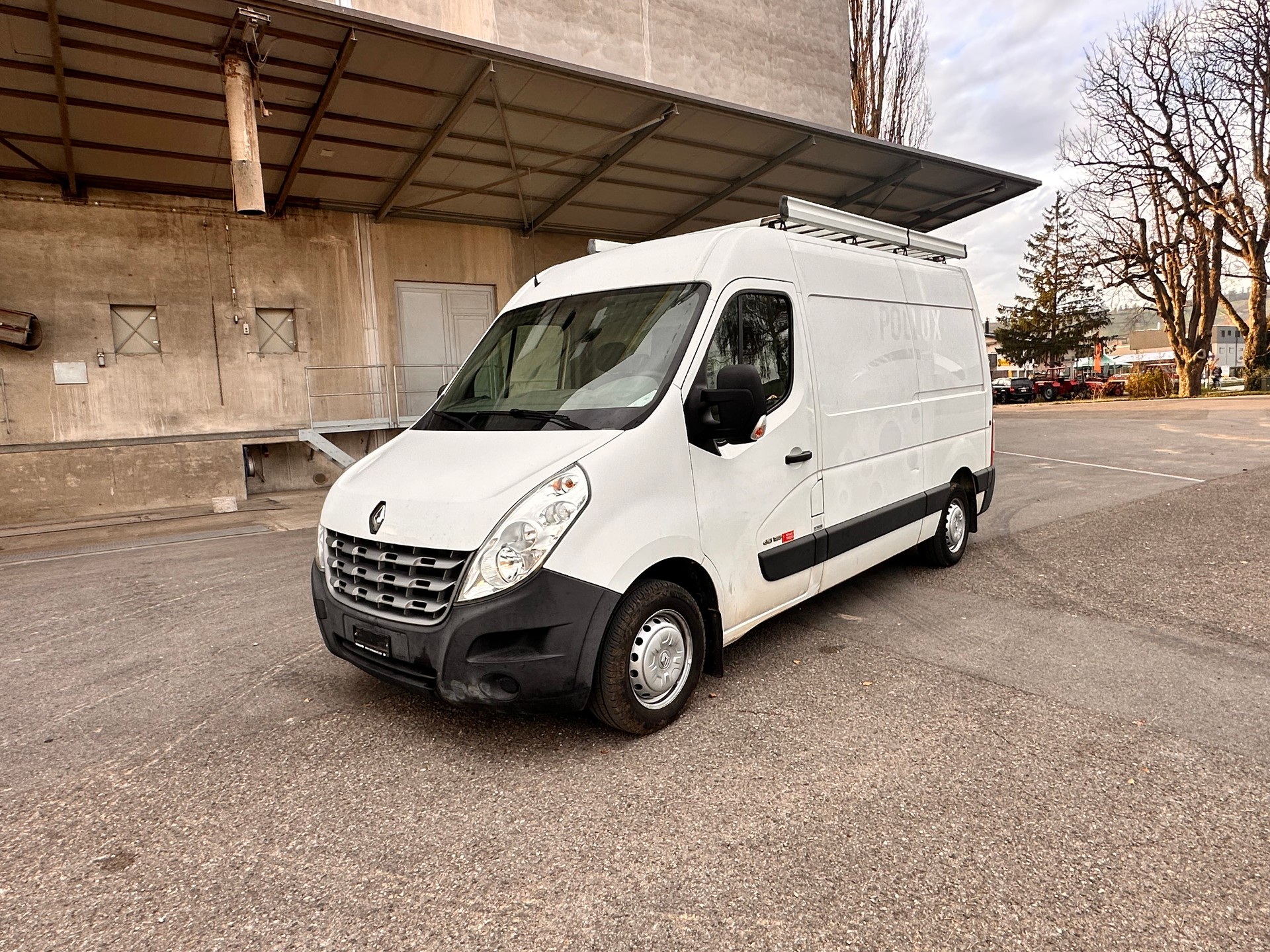 RENAULT Master T33 dCi125