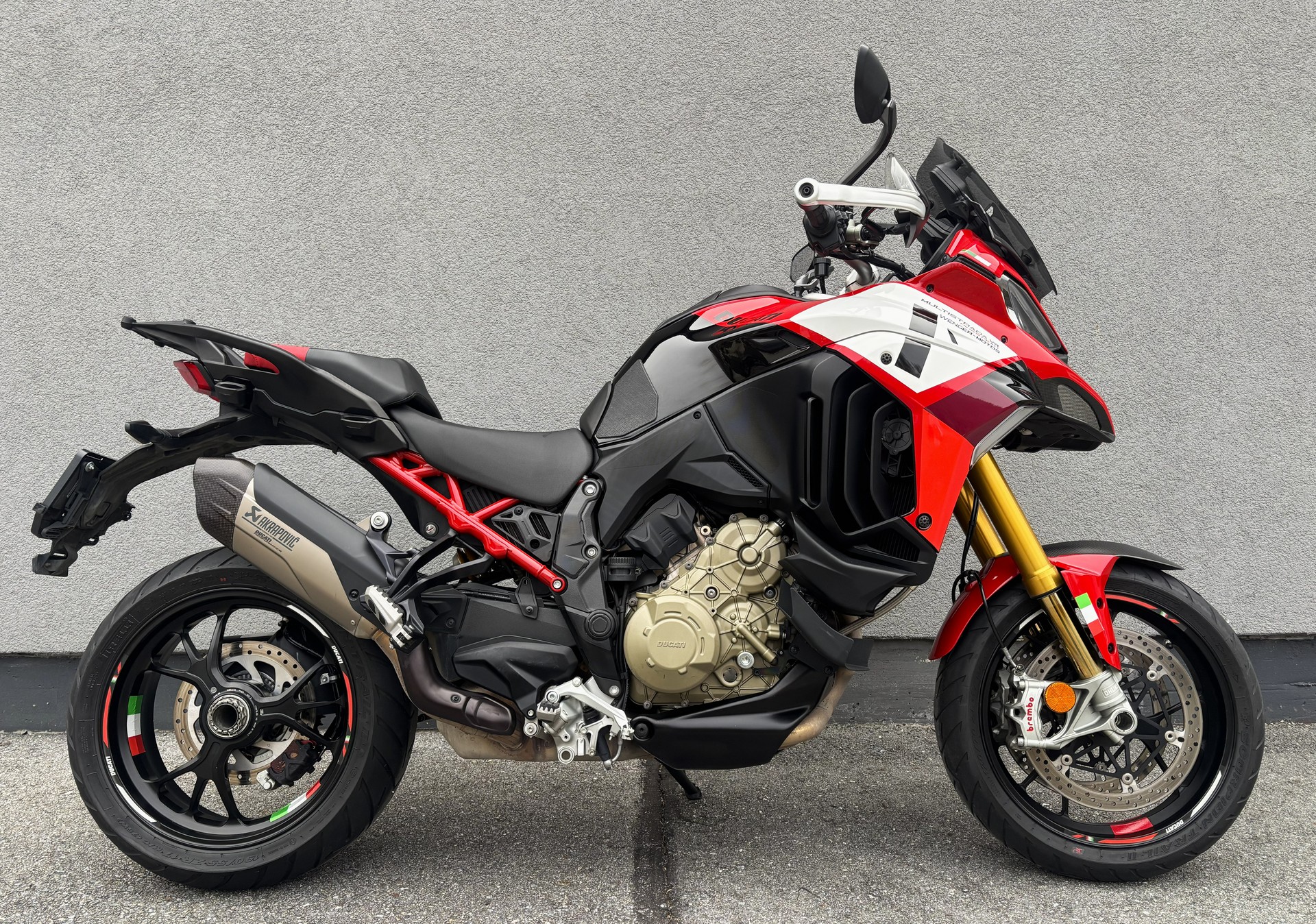 DUCATI Multistrada V4 Pikes Peak