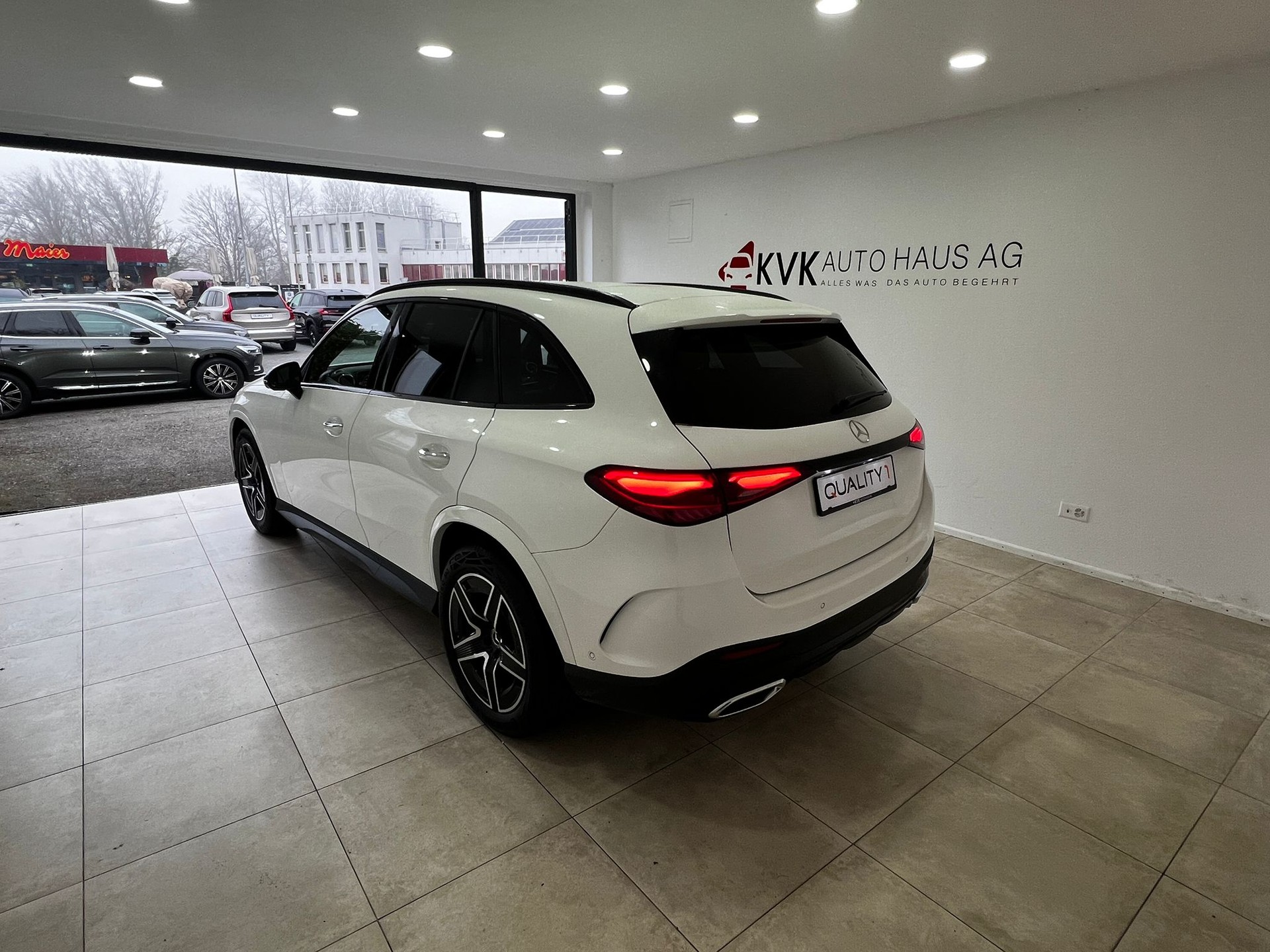 MERCEDES-BENZ GLC 300 d Off-Road 4Matic 9G-Tronic-image-5