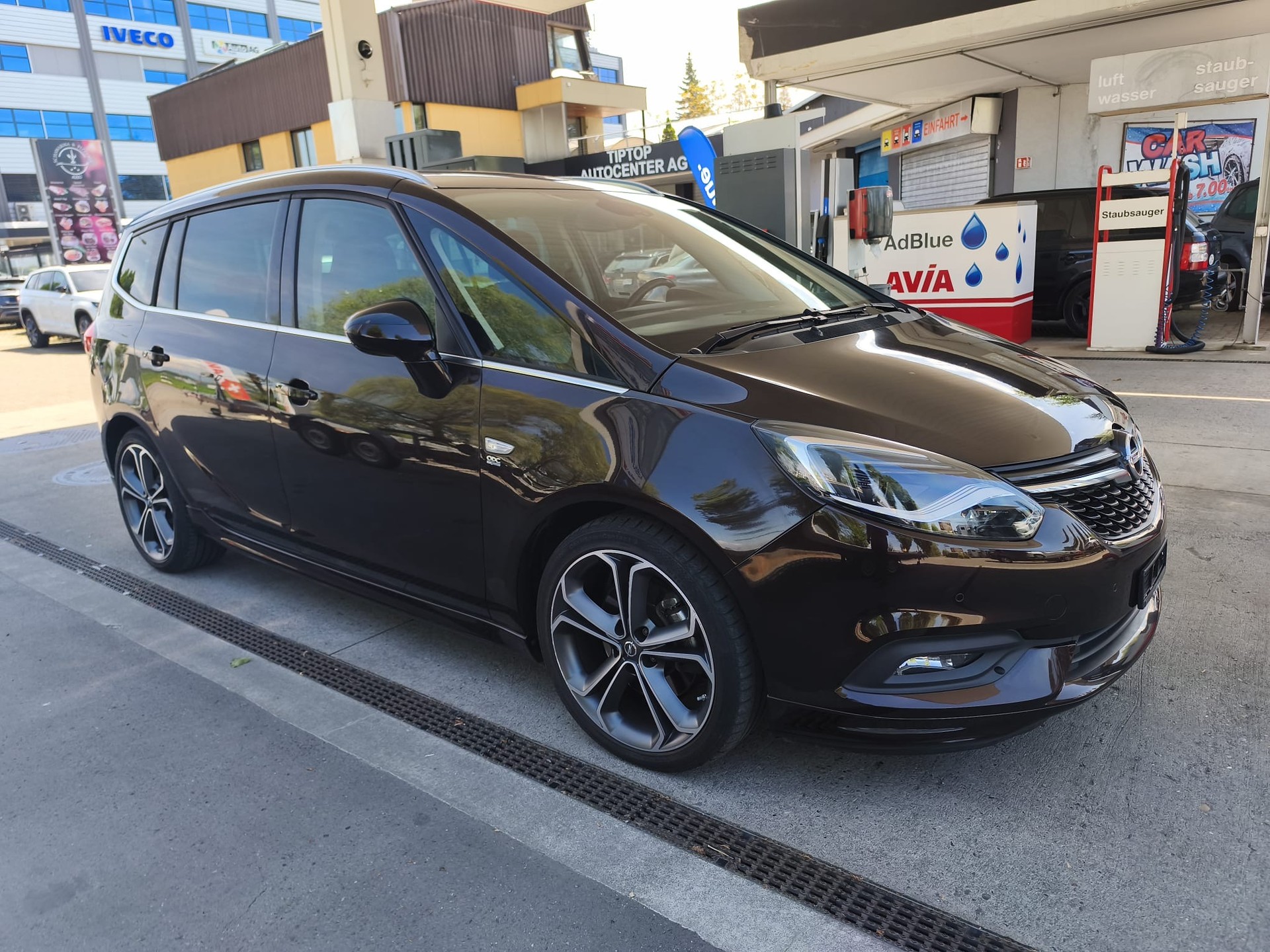 OPEL Zafira 1.6i 16V Turbo OPC Line-image-0