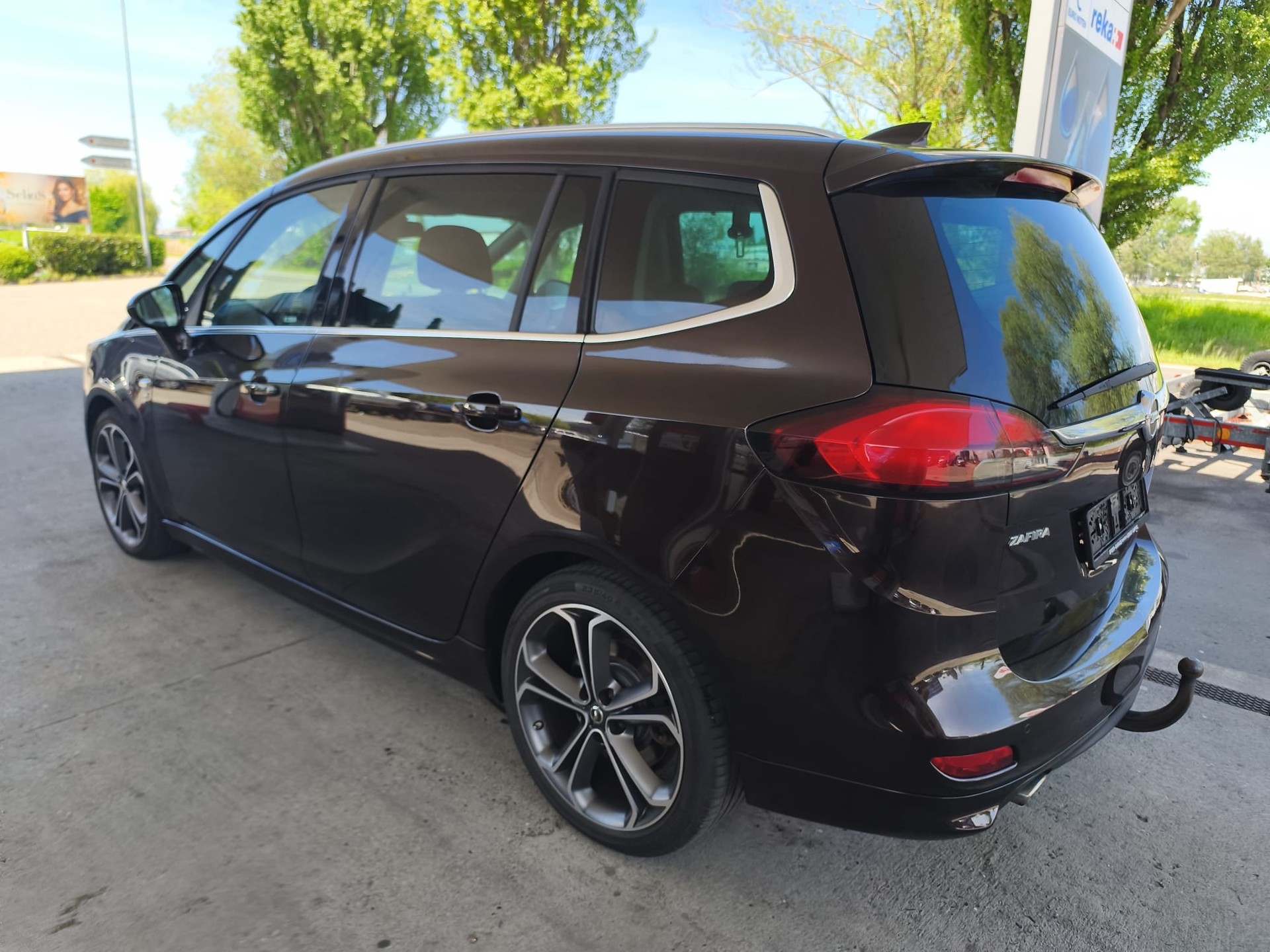 OPEL Zafira 1.6i 16V Turbo OPC Line-image-2