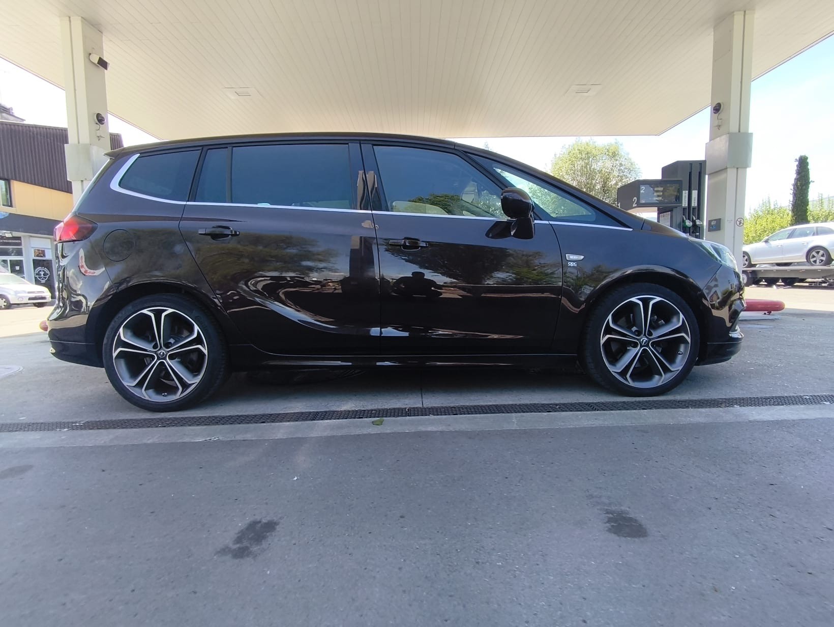 OPEL Zafira 1.6i 16V Turbo OPC Line-image-6