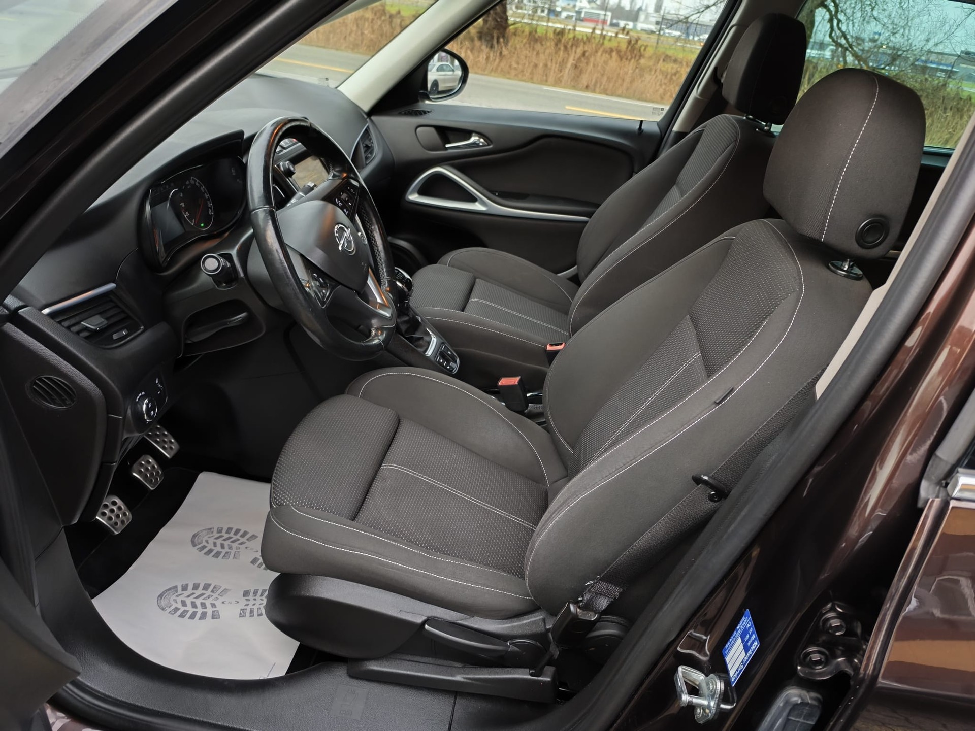 OPEL Zafira 1.6i 16V Turbo OPC Line-image-7