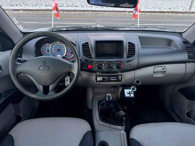 MITSUBISHI Schneepflug Laderaumabdeckung Laderaumwanne-image-12