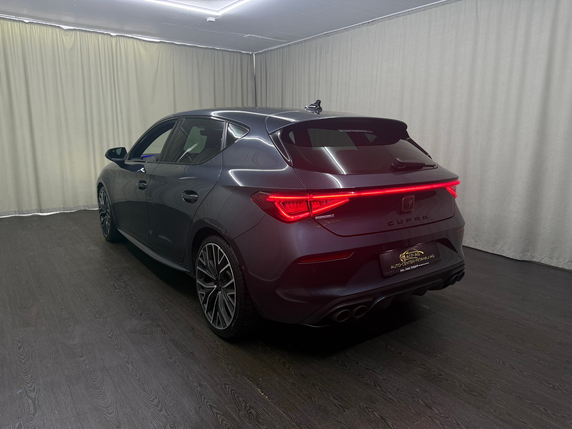 CUPRA LEON VZ 2.0 TSI DSG-image-5