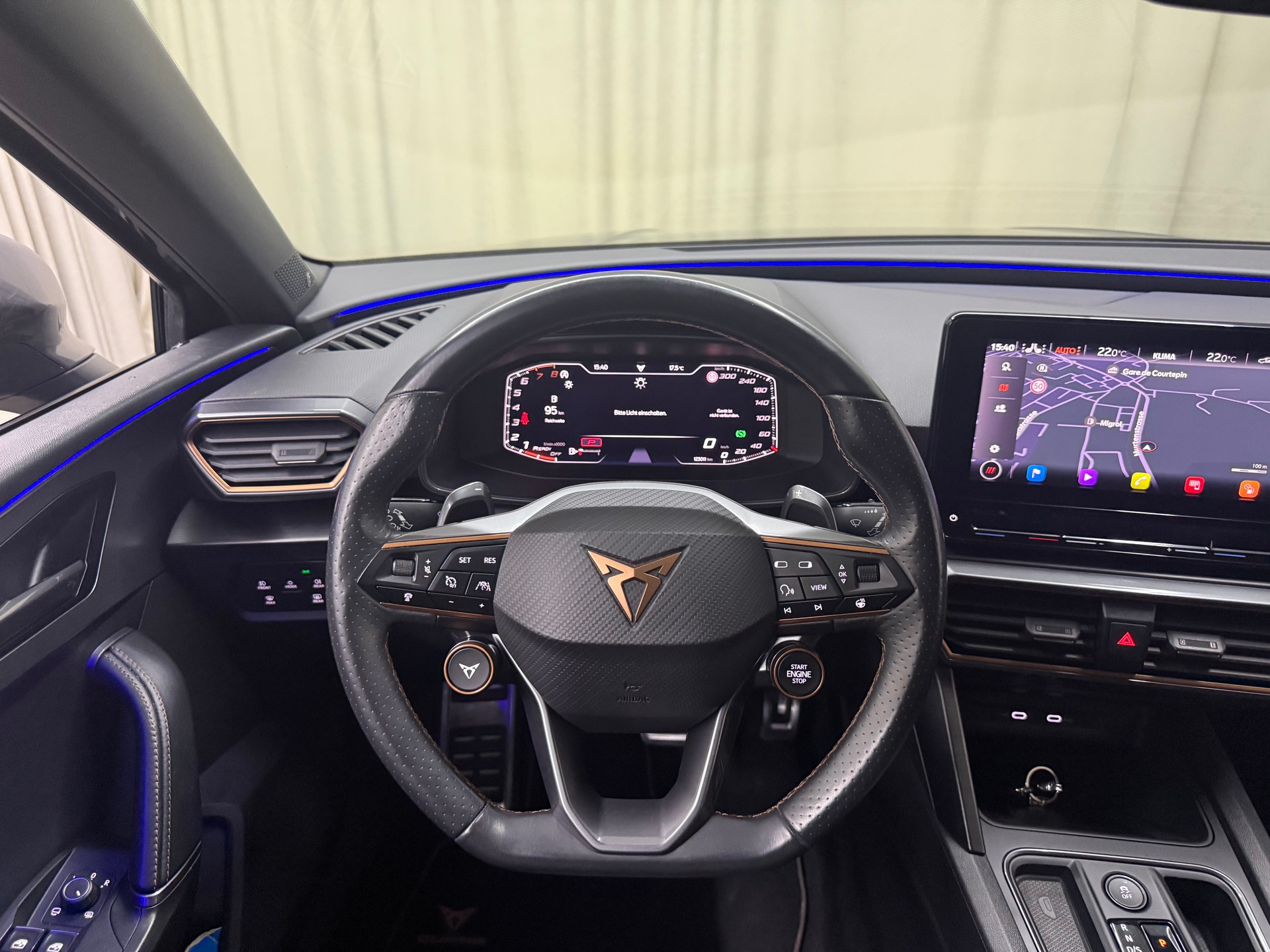 CUPRA LEON VZ 2.0 TSI DSG-image-8