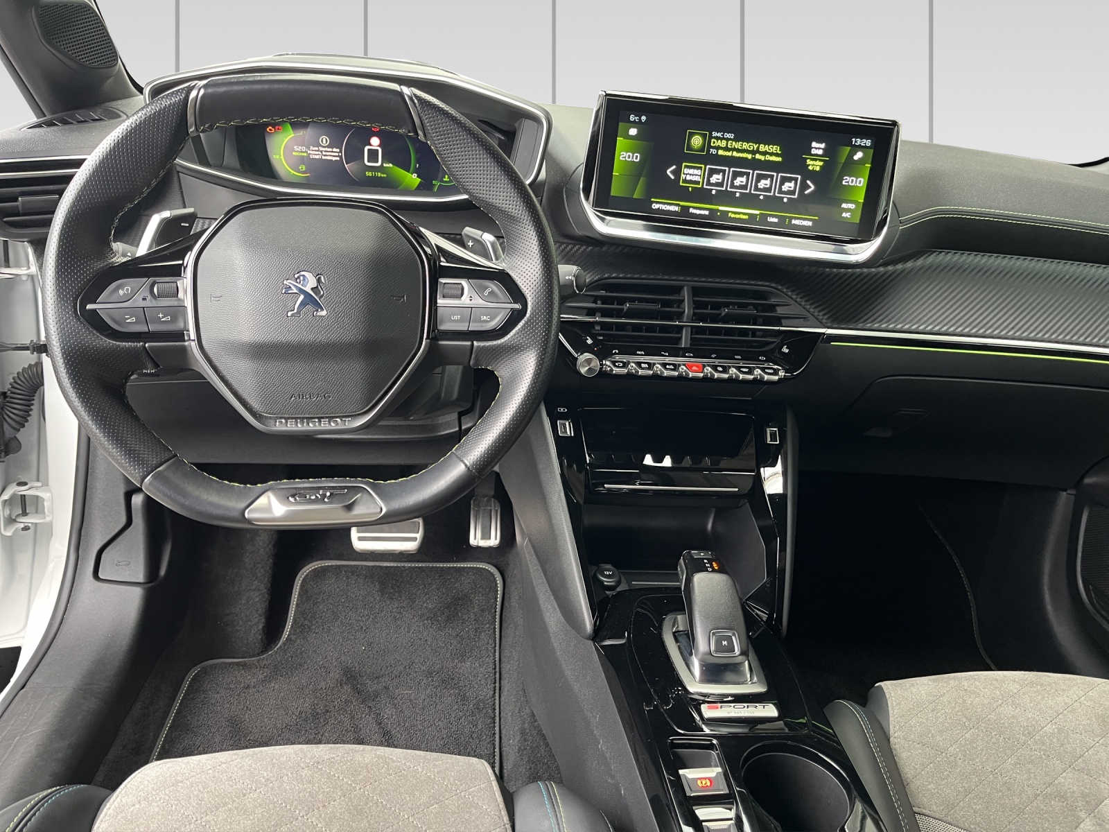 PEUGEOT 208 1.2 PureTech GT Pack EAT8-image-7