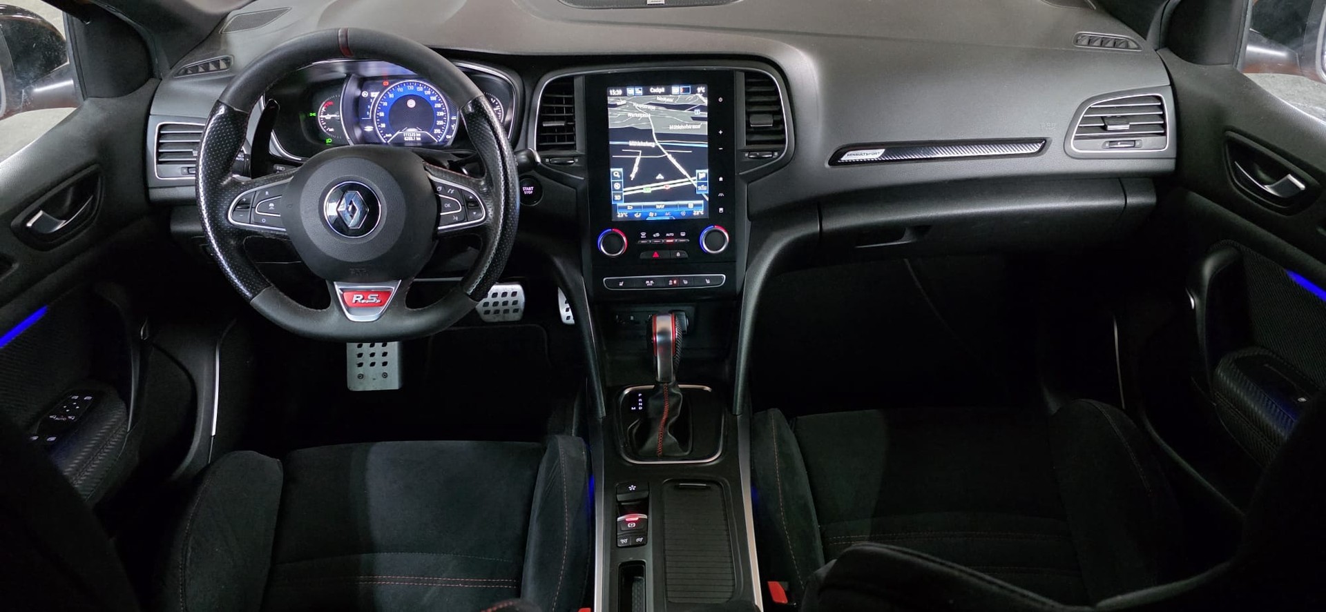 RENAULT Mégane RS 280 EDC-image-10