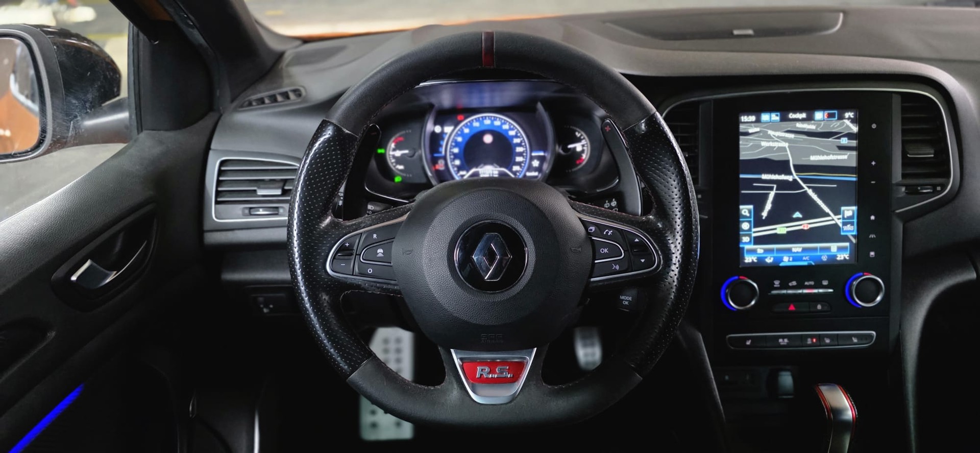 RENAULT Mégane RS 280 EDC-image-11