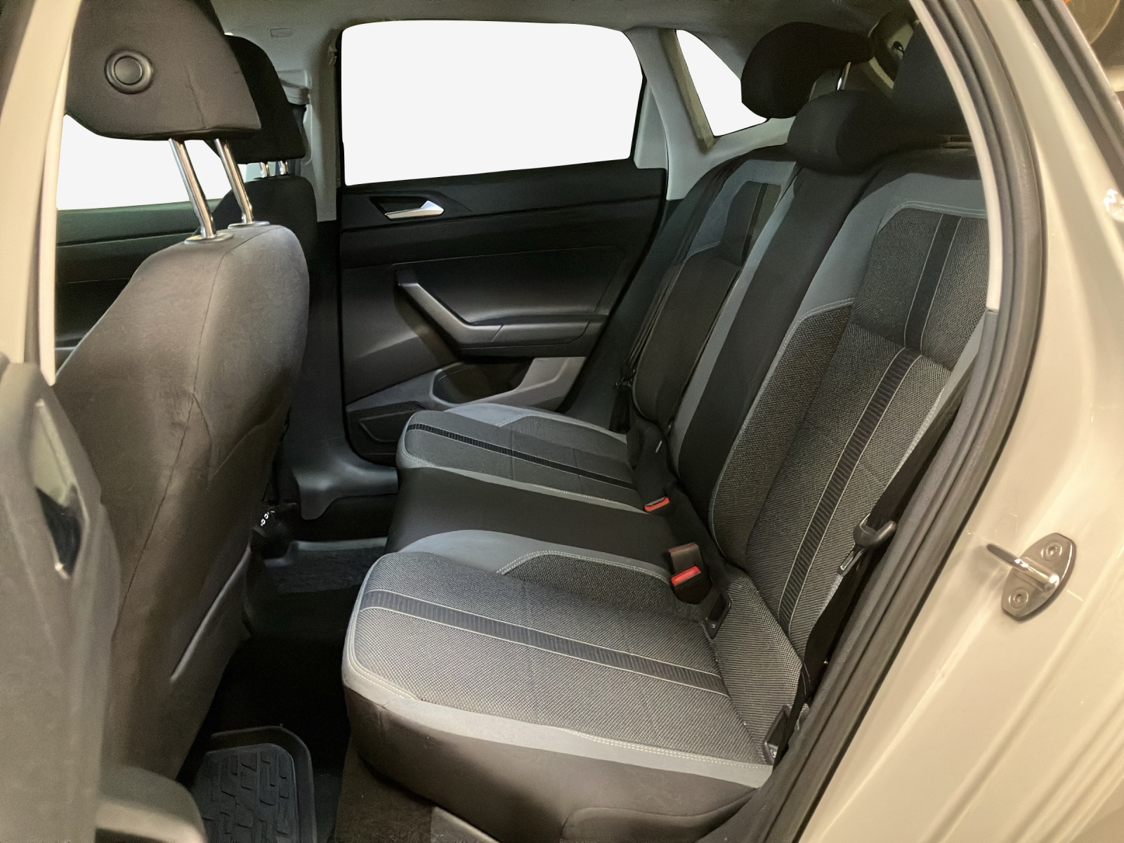 VW Polo 1.0 TSI Style DSG-image-11