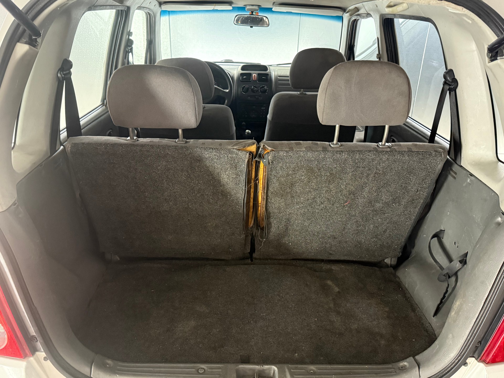 OPEL Agila 1.0 12V Comfort-image-12