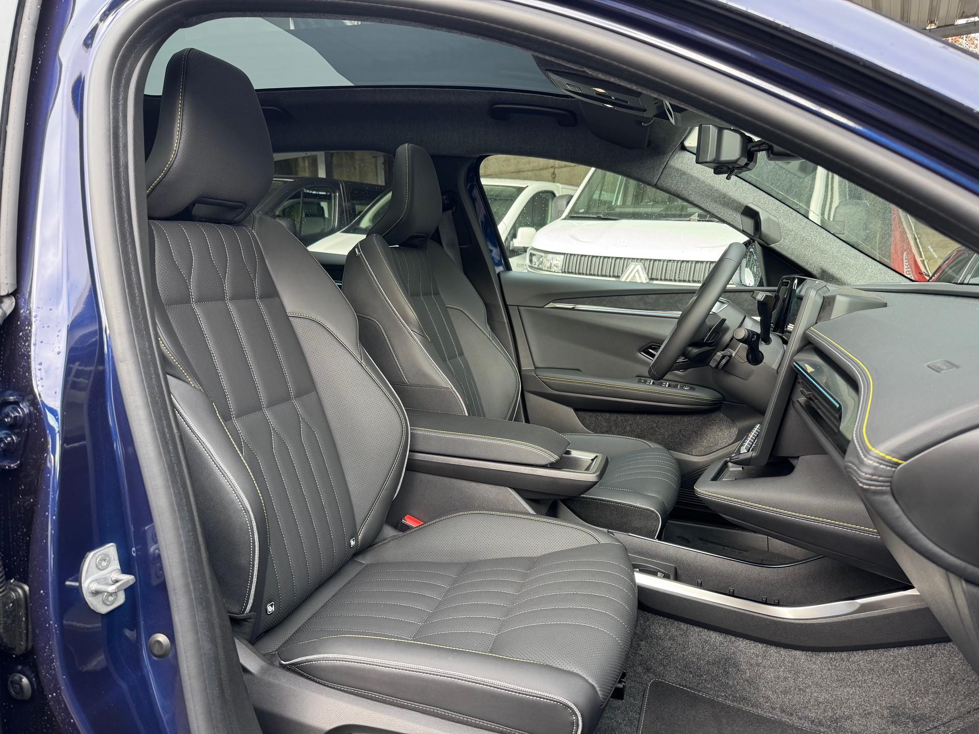 RENAULT Scénic E-Tech Long Range Iconic-image-8