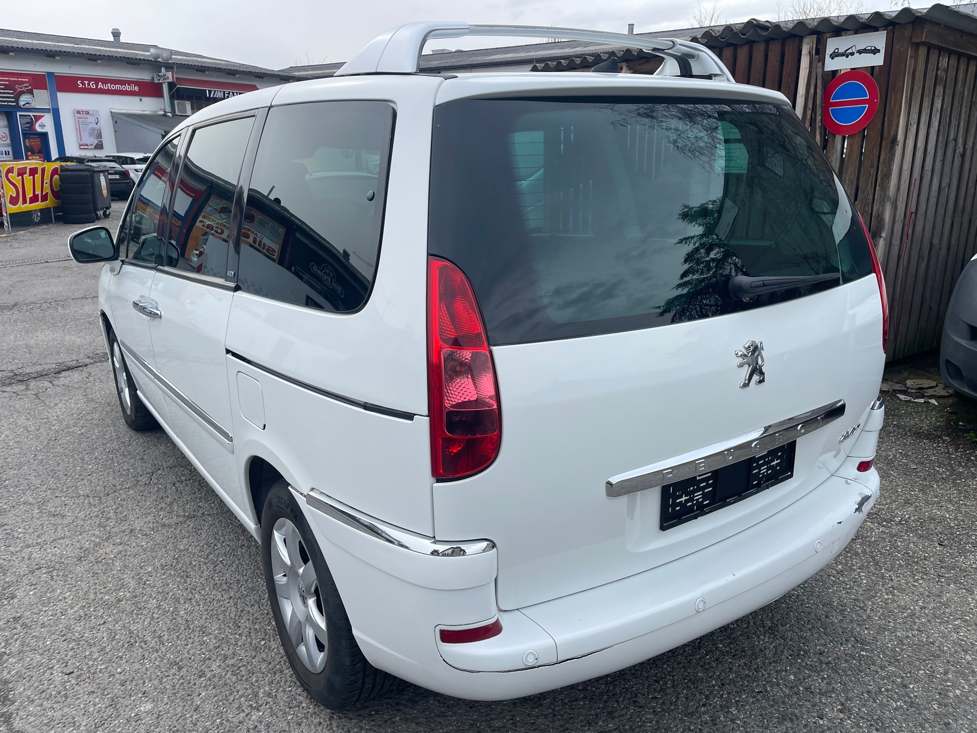 PEUGEOT 807 2.0 16V HDi Family+ Tiptronic-image-5